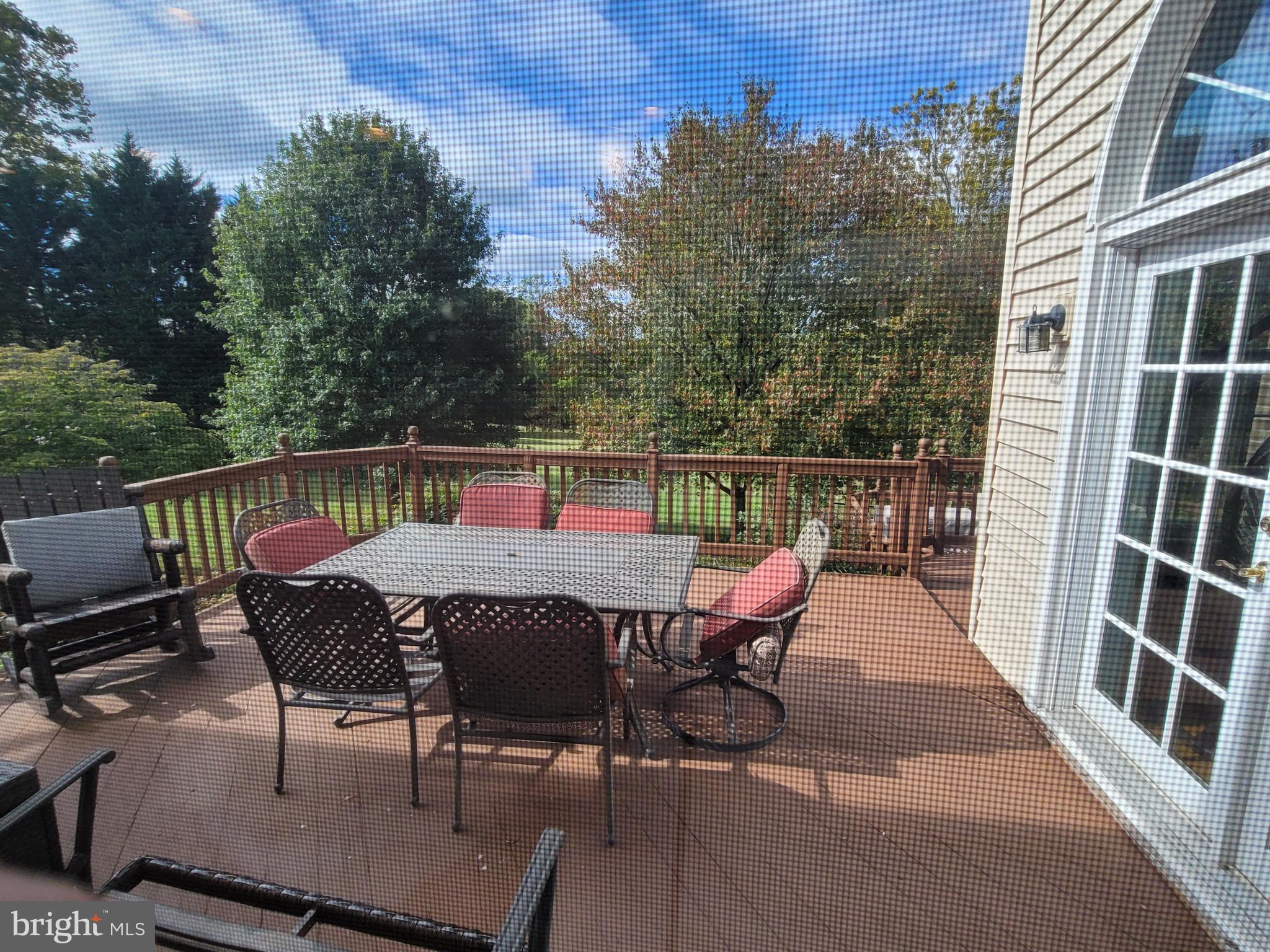 ROBEYS MEADOW - Residential Lease