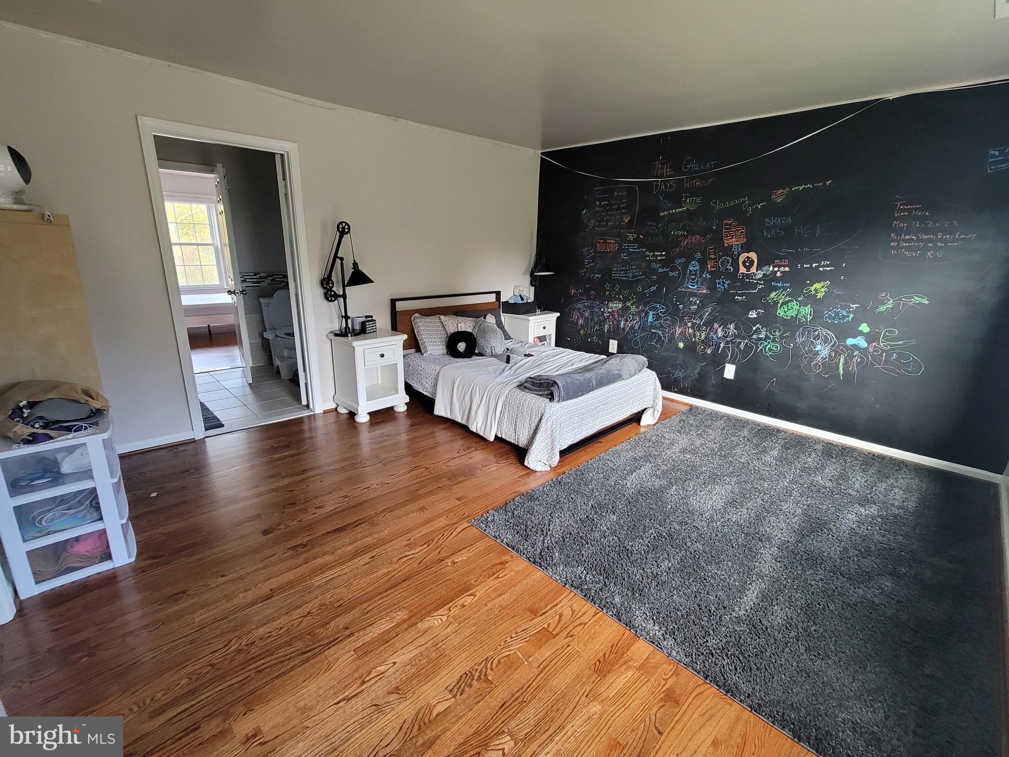 ROBEYS MEADOW - Residential Lease