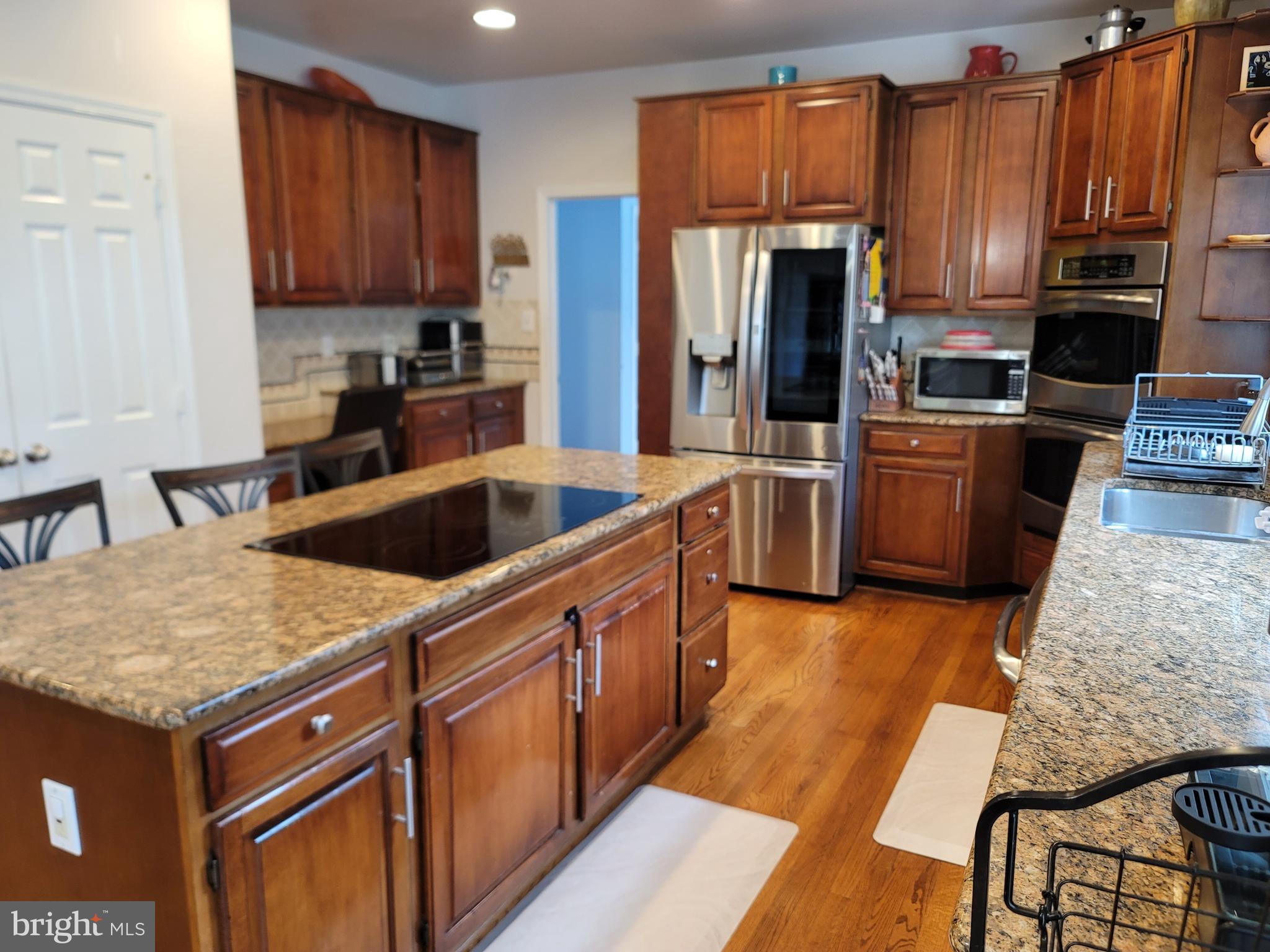 ROBEYS MEADOW - Residential Lease