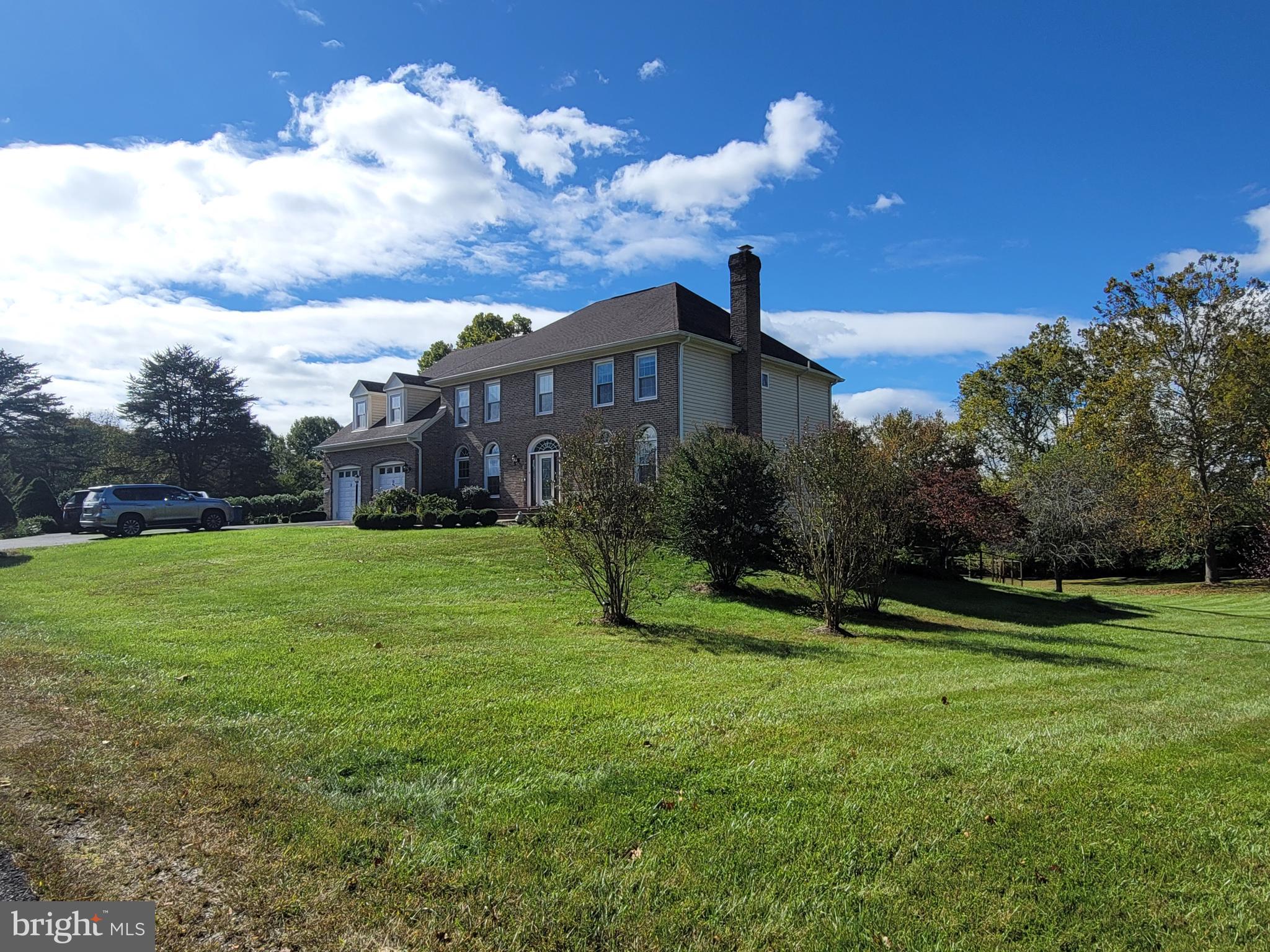 ROBEYS MEADOW - Residential Lease