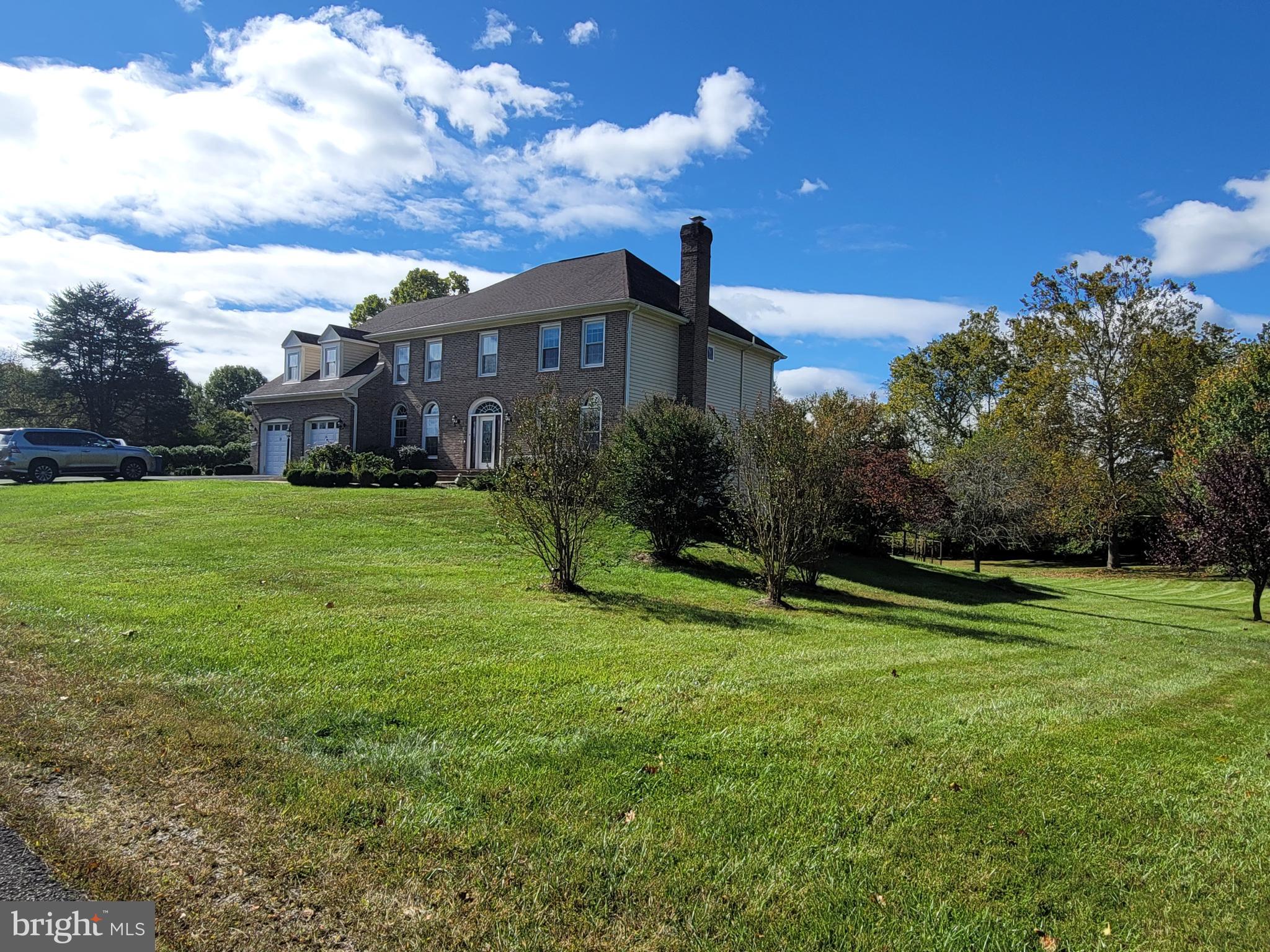 ROBEYS MEADOW - Residential Lease
