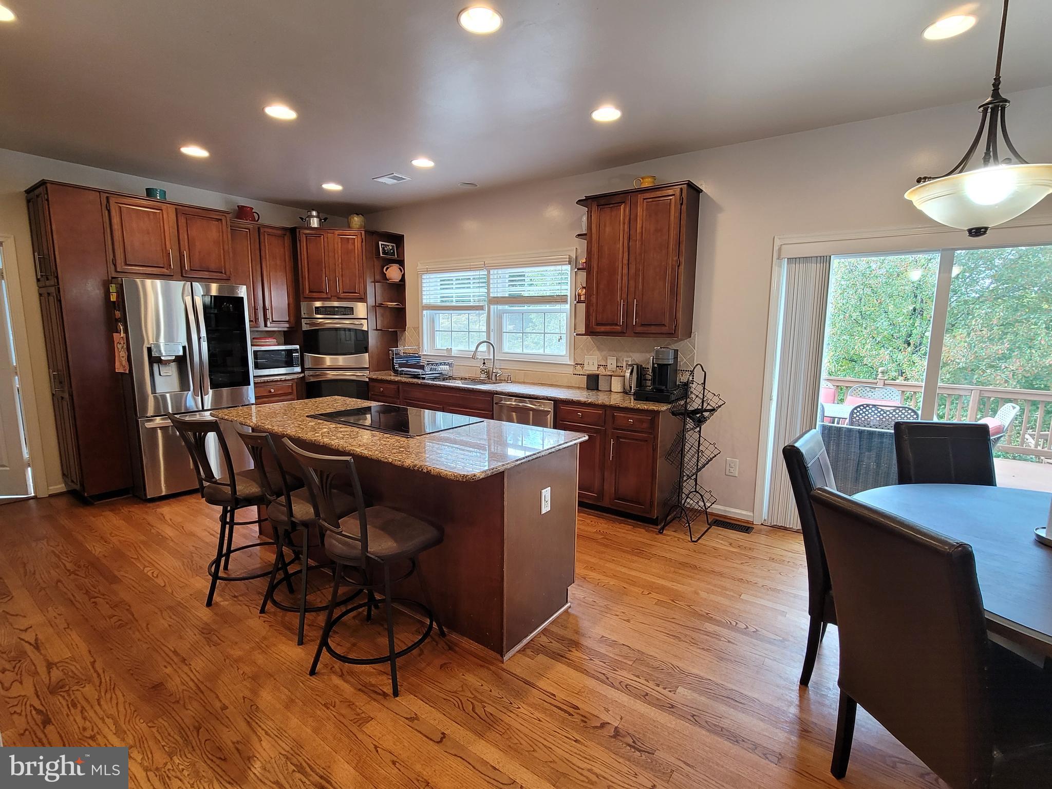 ROBEYS MEADOW - Residential Lease