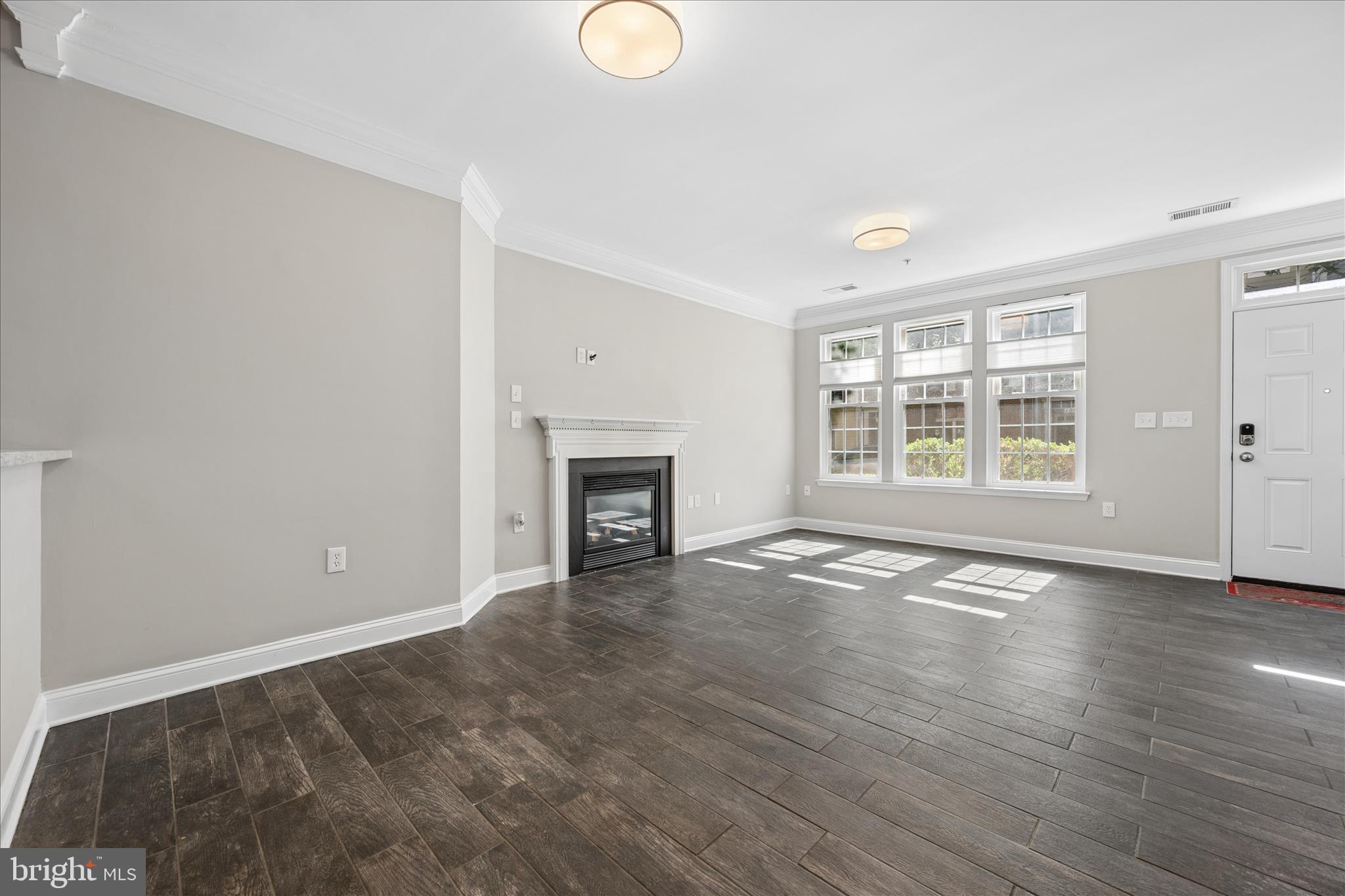 KENTLANDS - Residential