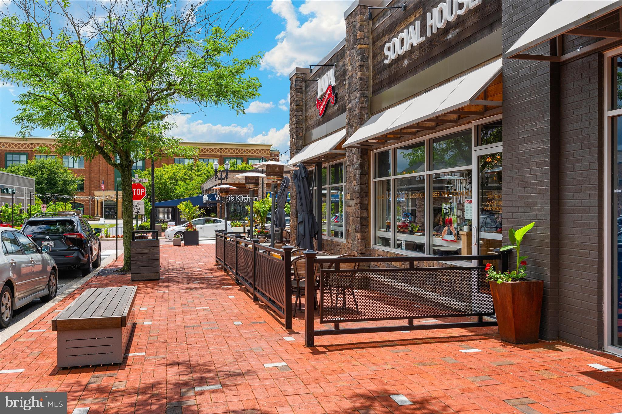 KENTLANDS - Residential