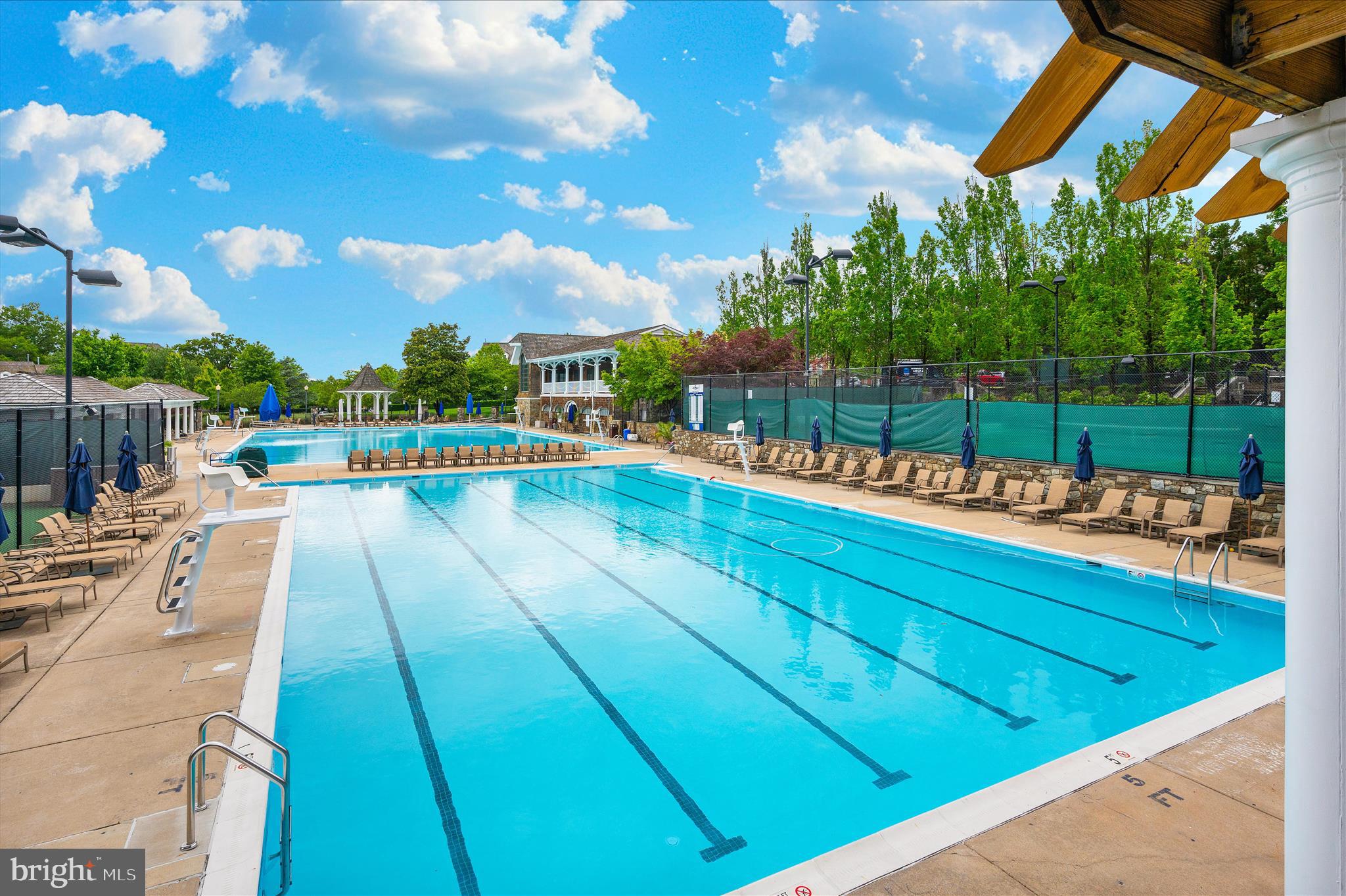 KENTLANDS - Residential