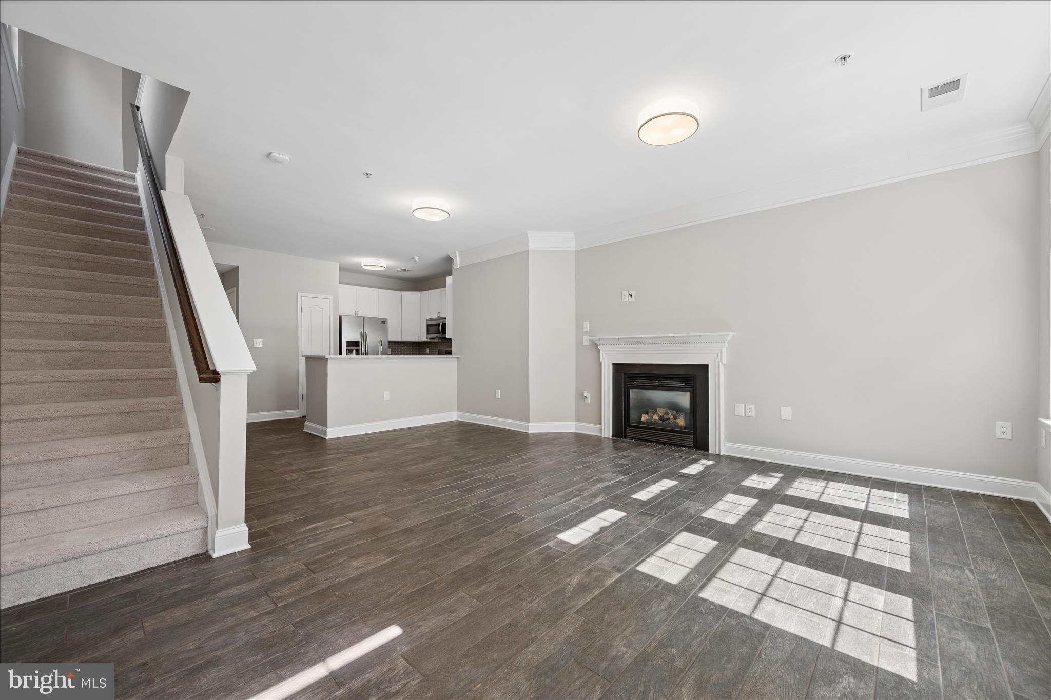 KENTLANDS - Residential