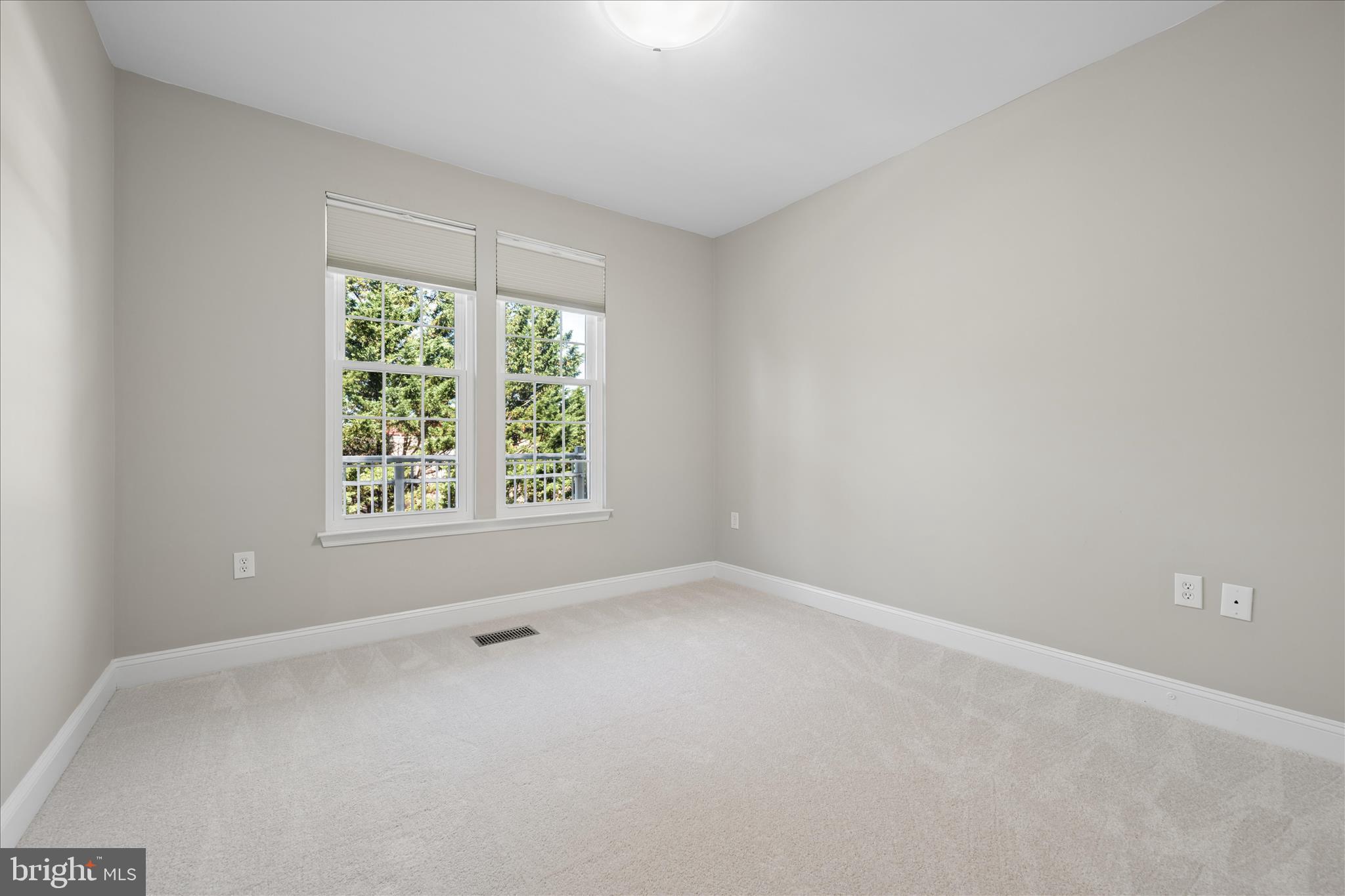 KENTLANDS - Residential