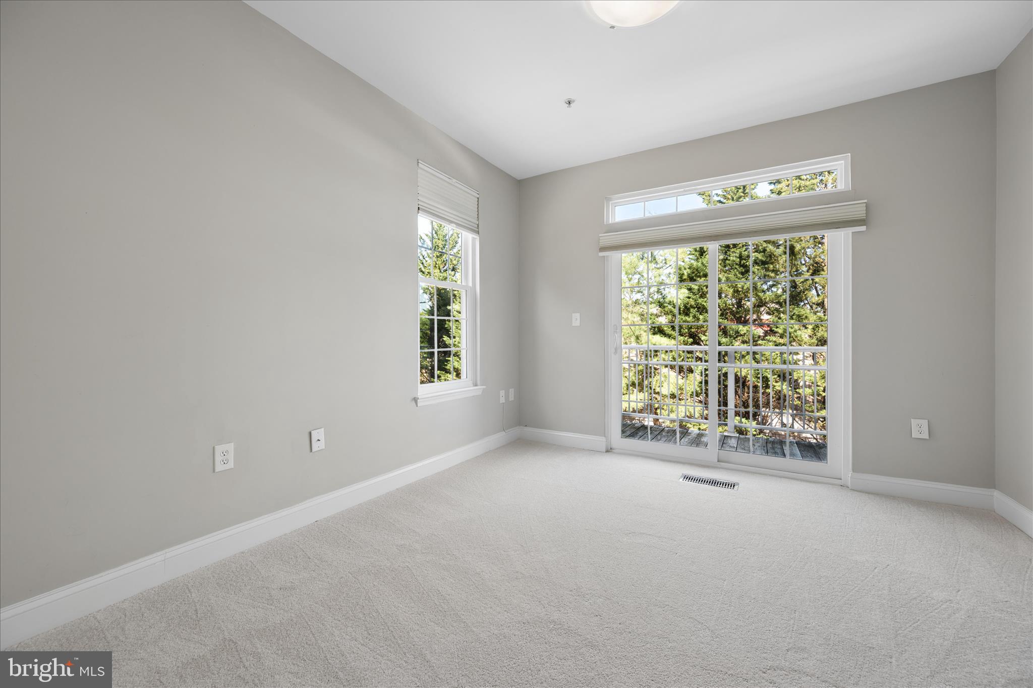 KENTLANDS - Residential