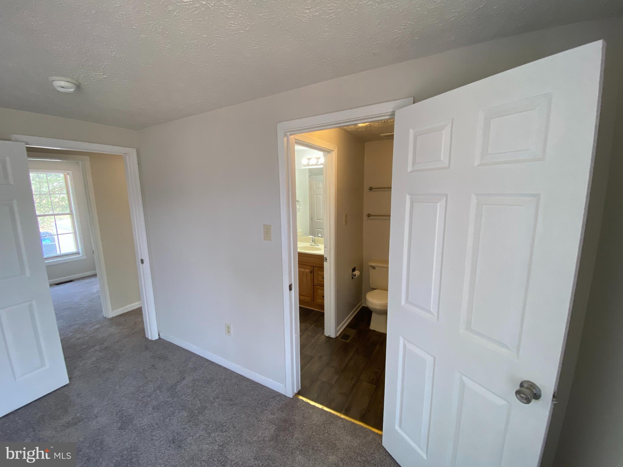 LAKE CAROLINE - Residential Lease