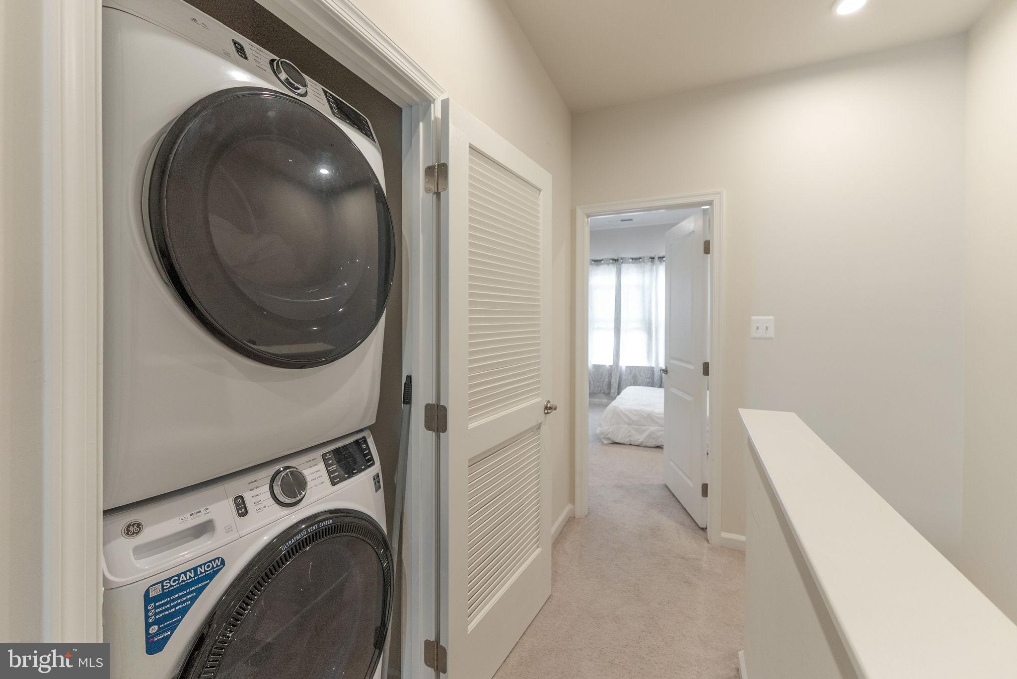 PARKSIDE - Residential Lease