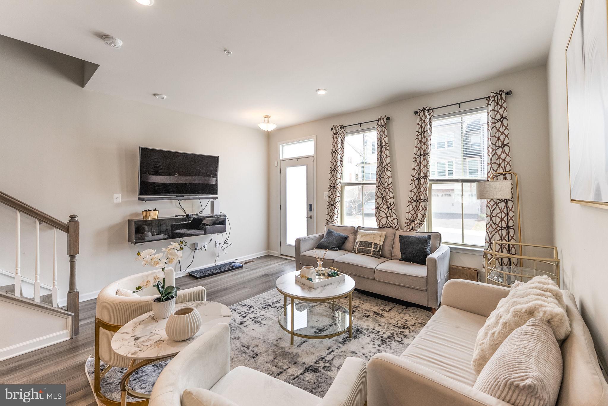 PARKSIDE - Residential Lease