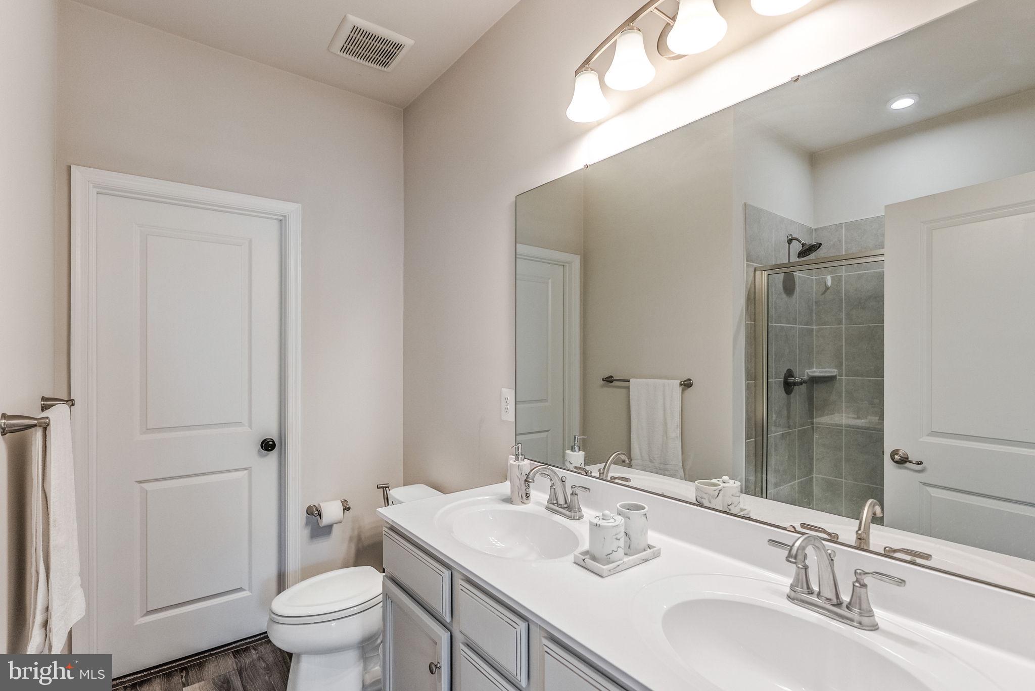 PARKSIDE - Residential Lease