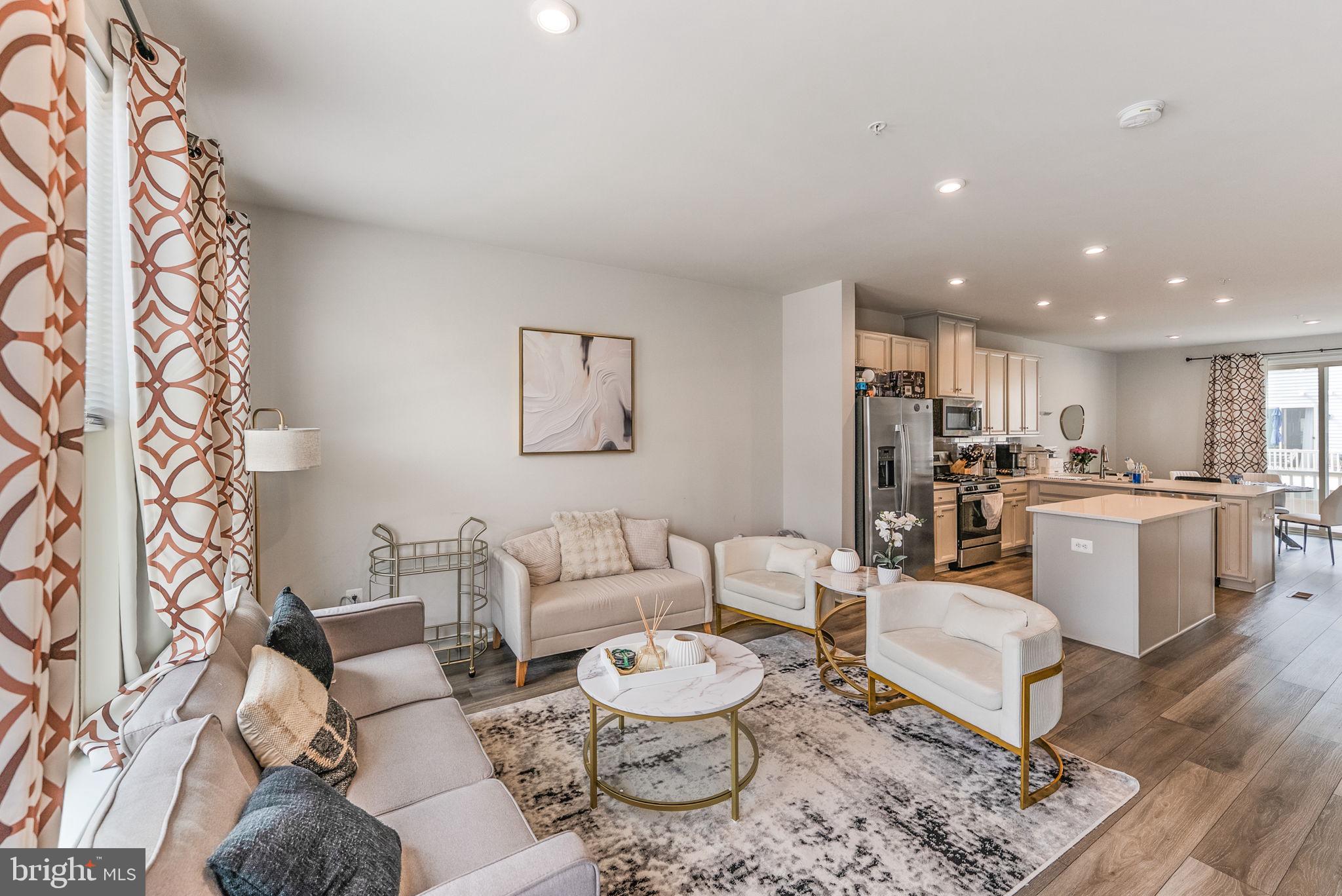 PARKSIDE - Residential Lease