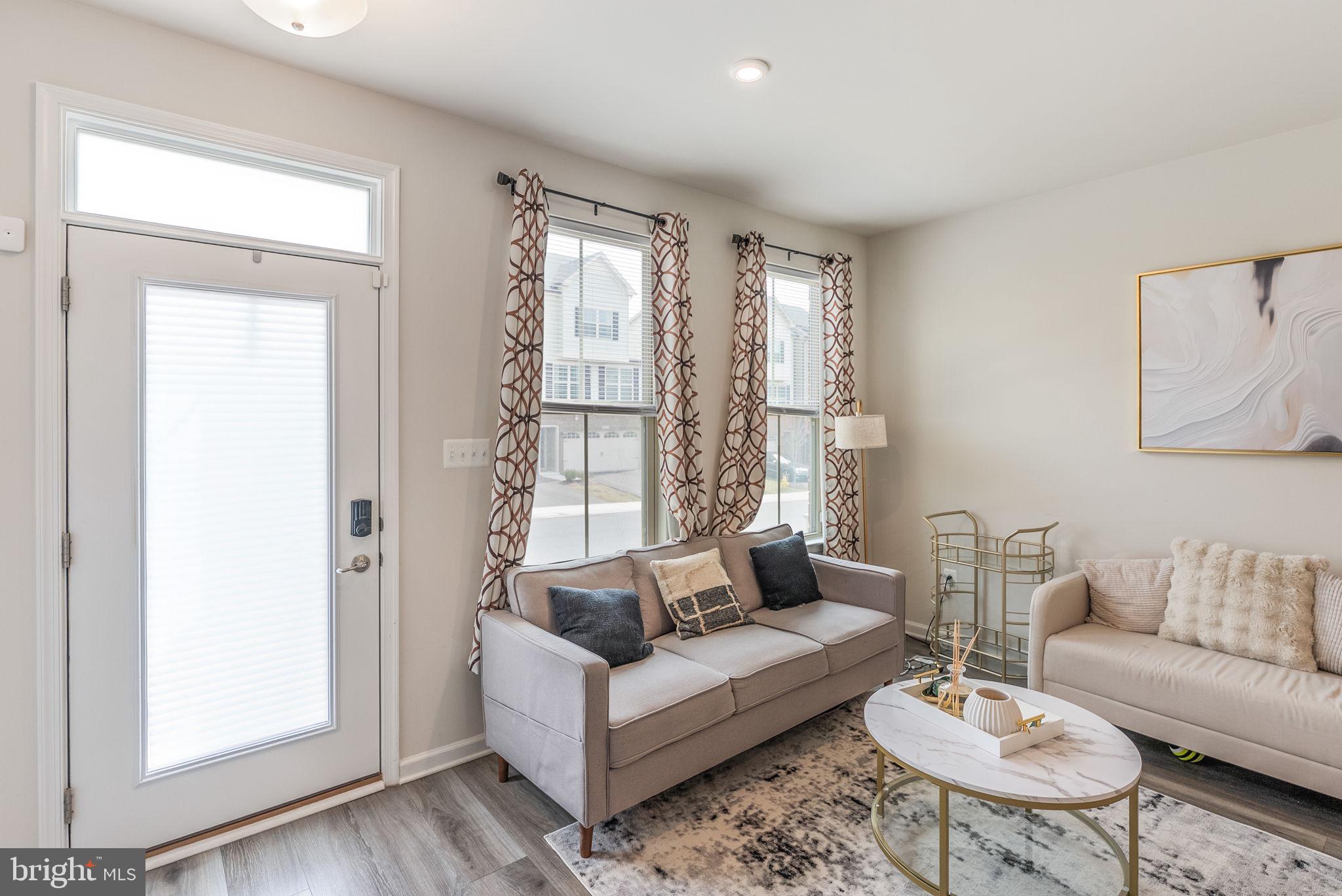 PARKSIDE - Residential Lease