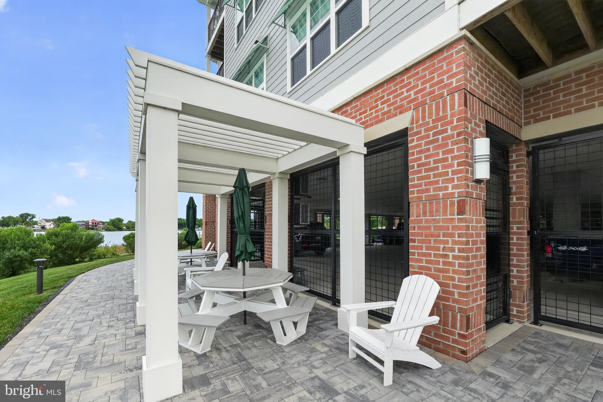 BOWLEYS QUARTERS - Residential