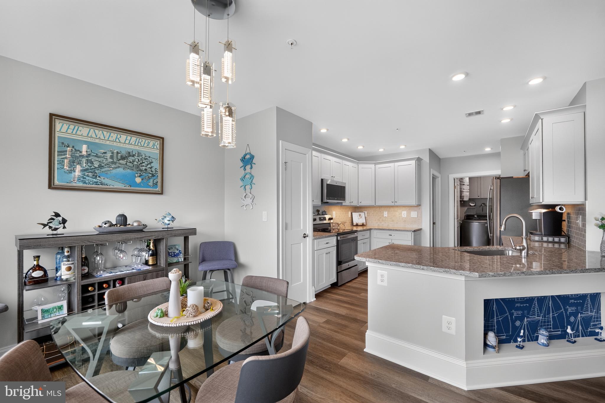 BOWLEYS QUARTERS - Residential