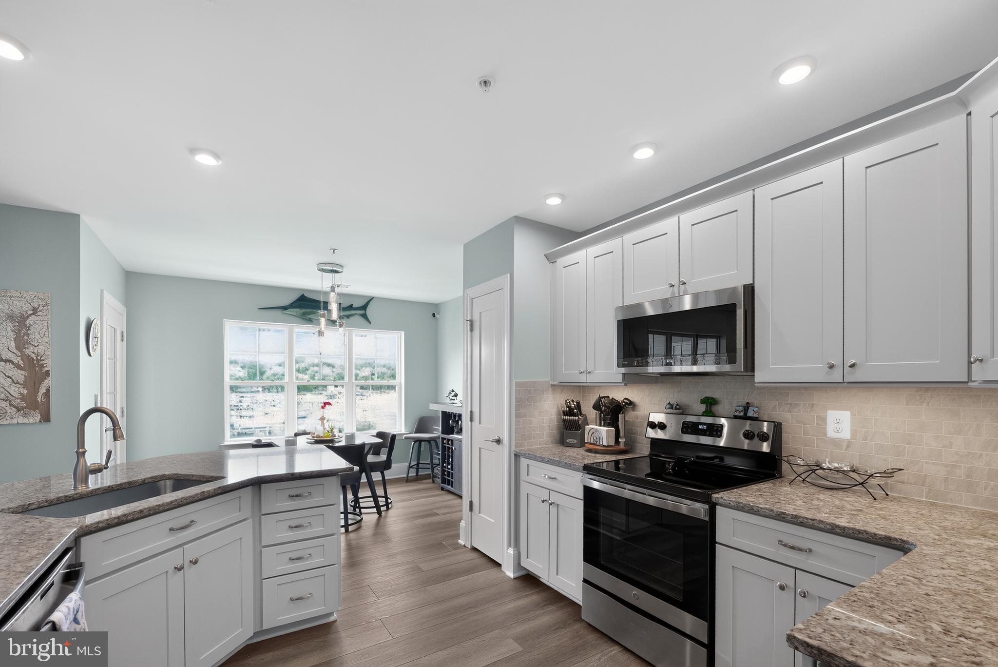 BOWLEYS QUARTERS - Residential