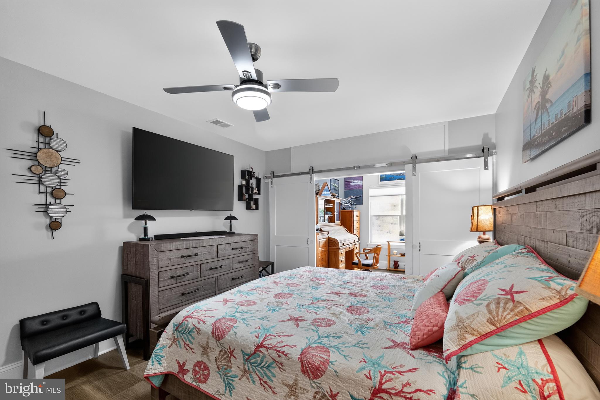 BOWLEYS QUARTERS - Residential
