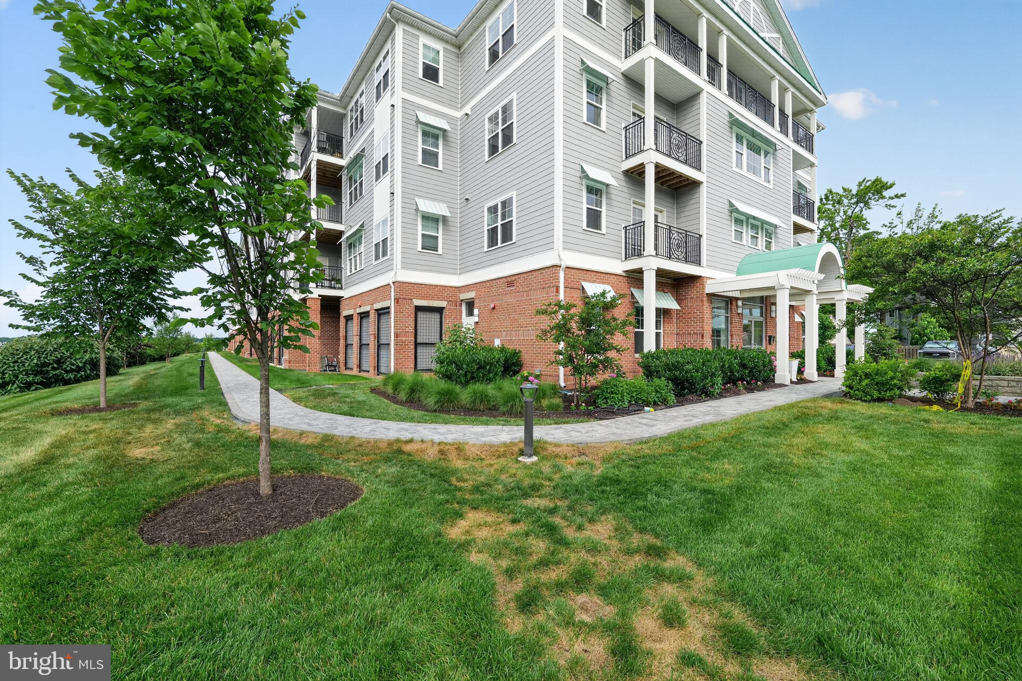 BOWLEYS QUARTERS - Residential