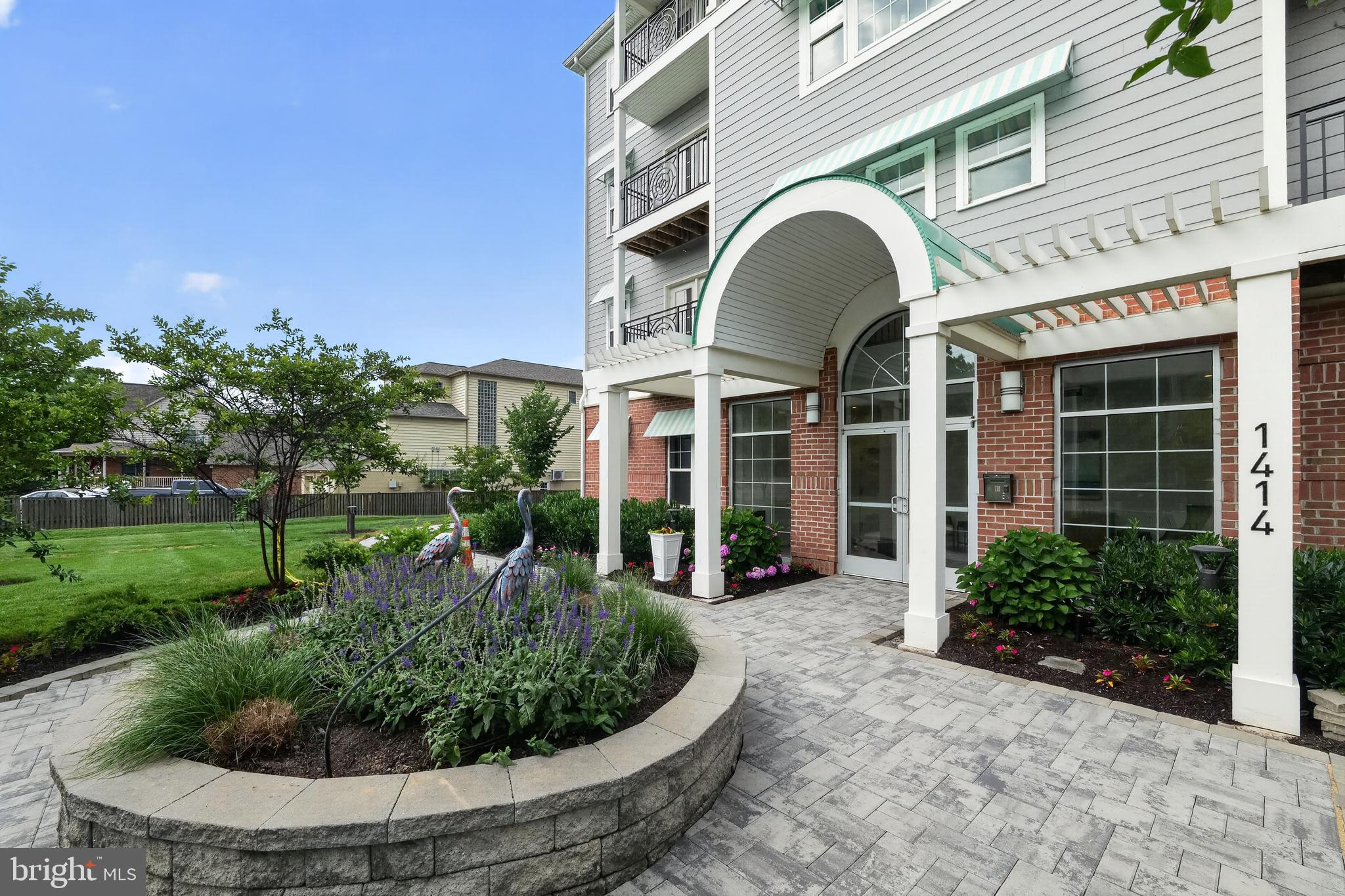BOWLEYS QUARTERS - Residential