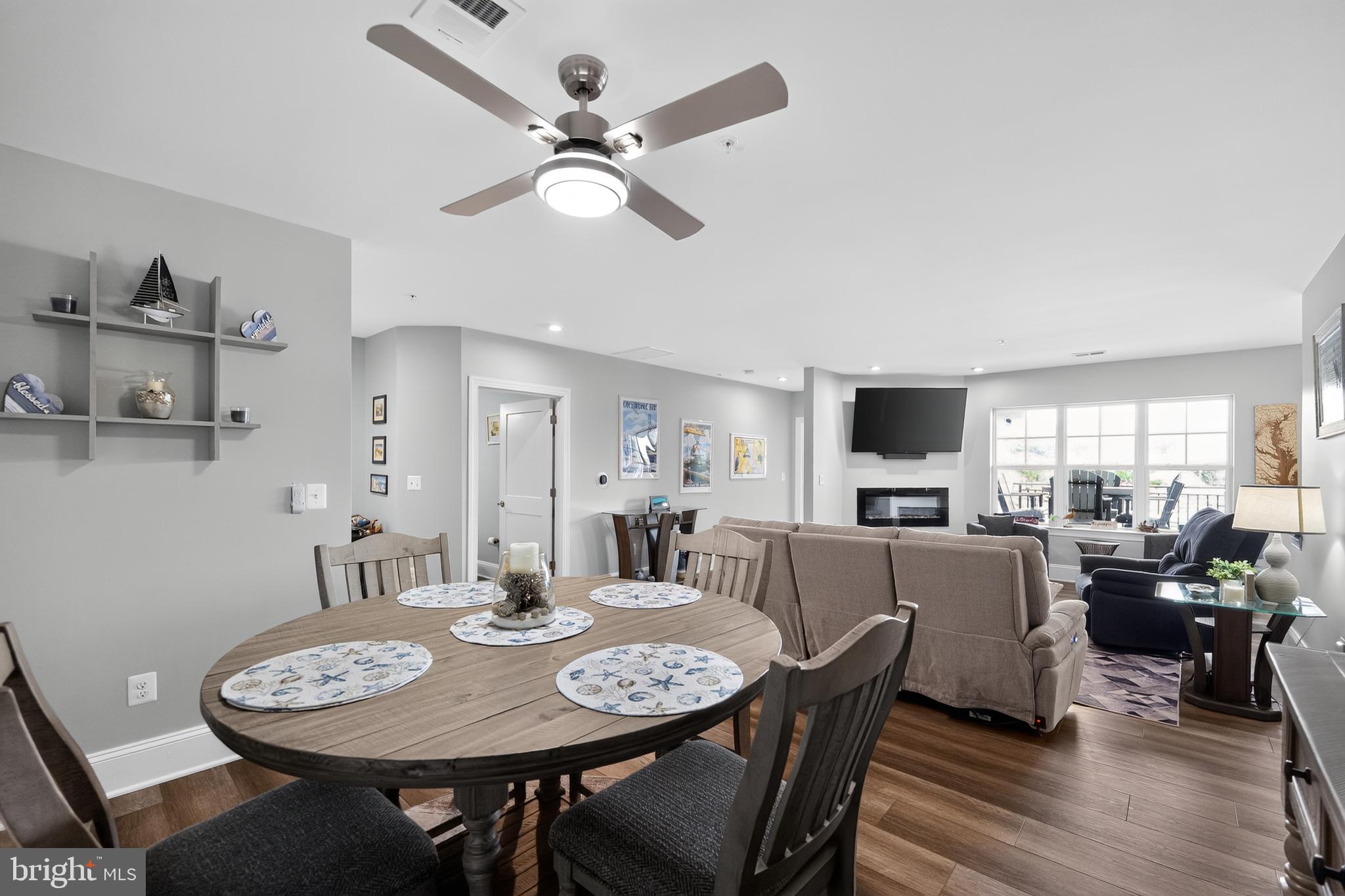 BOWLEYS QUARTERS - Residential