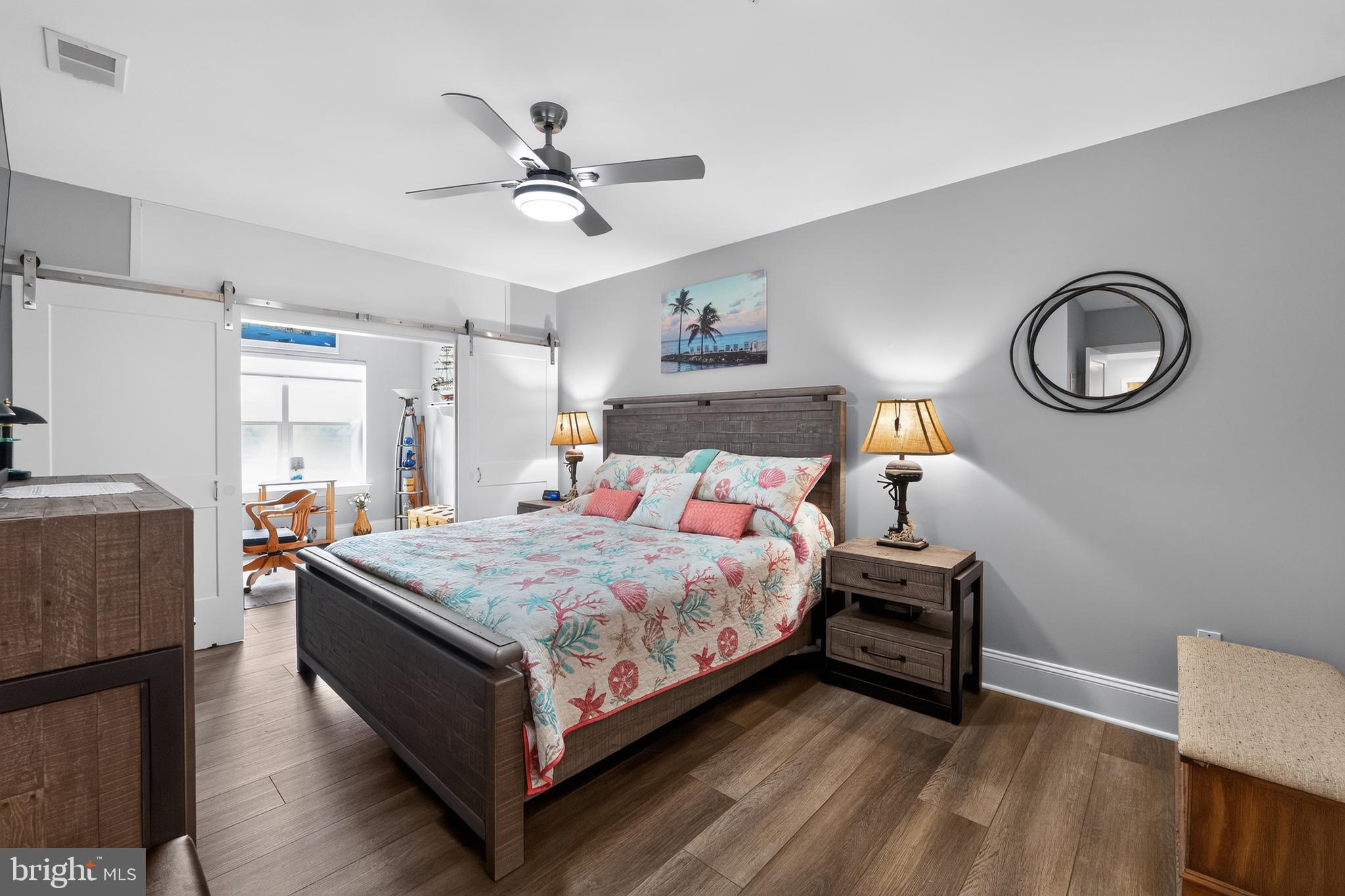 BOWLEYS QUARTERS - Residential
