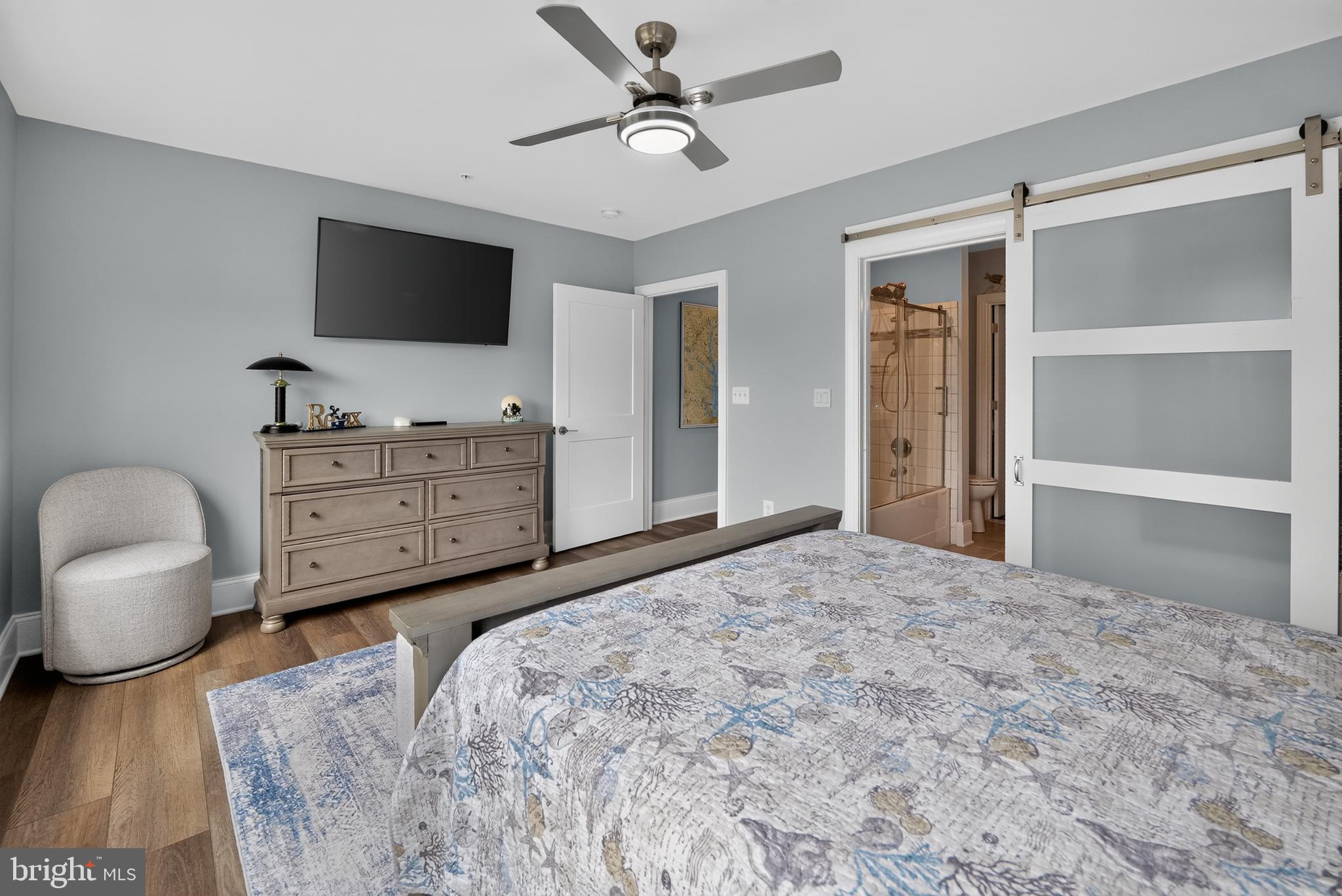 BOWLEYS QUARTERS - Residential
