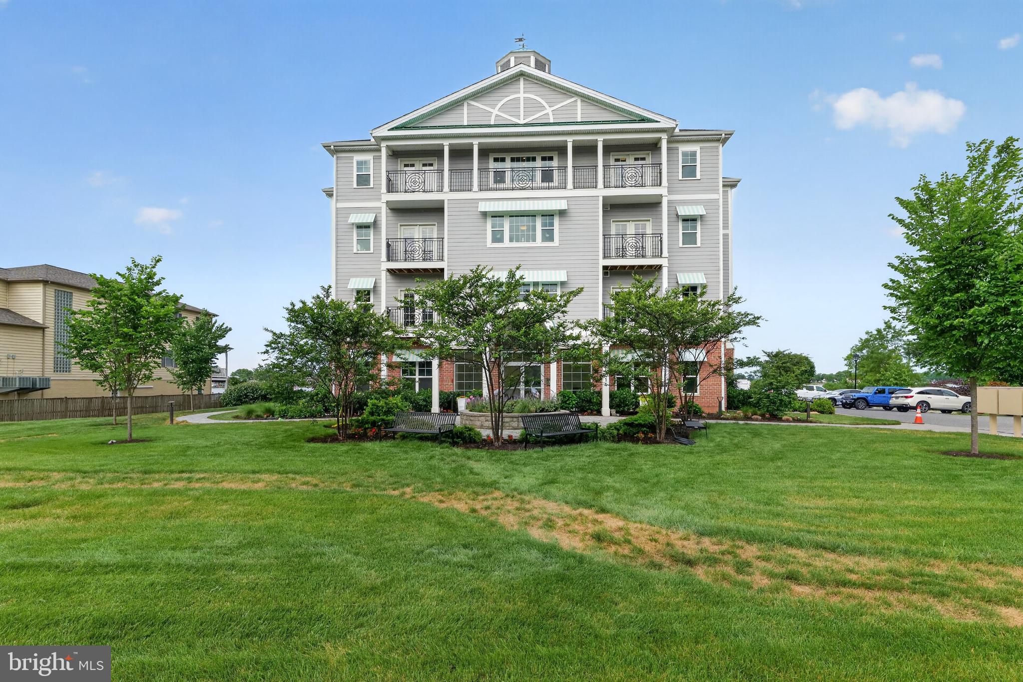 BOWLEYS QUARTERS - Residential