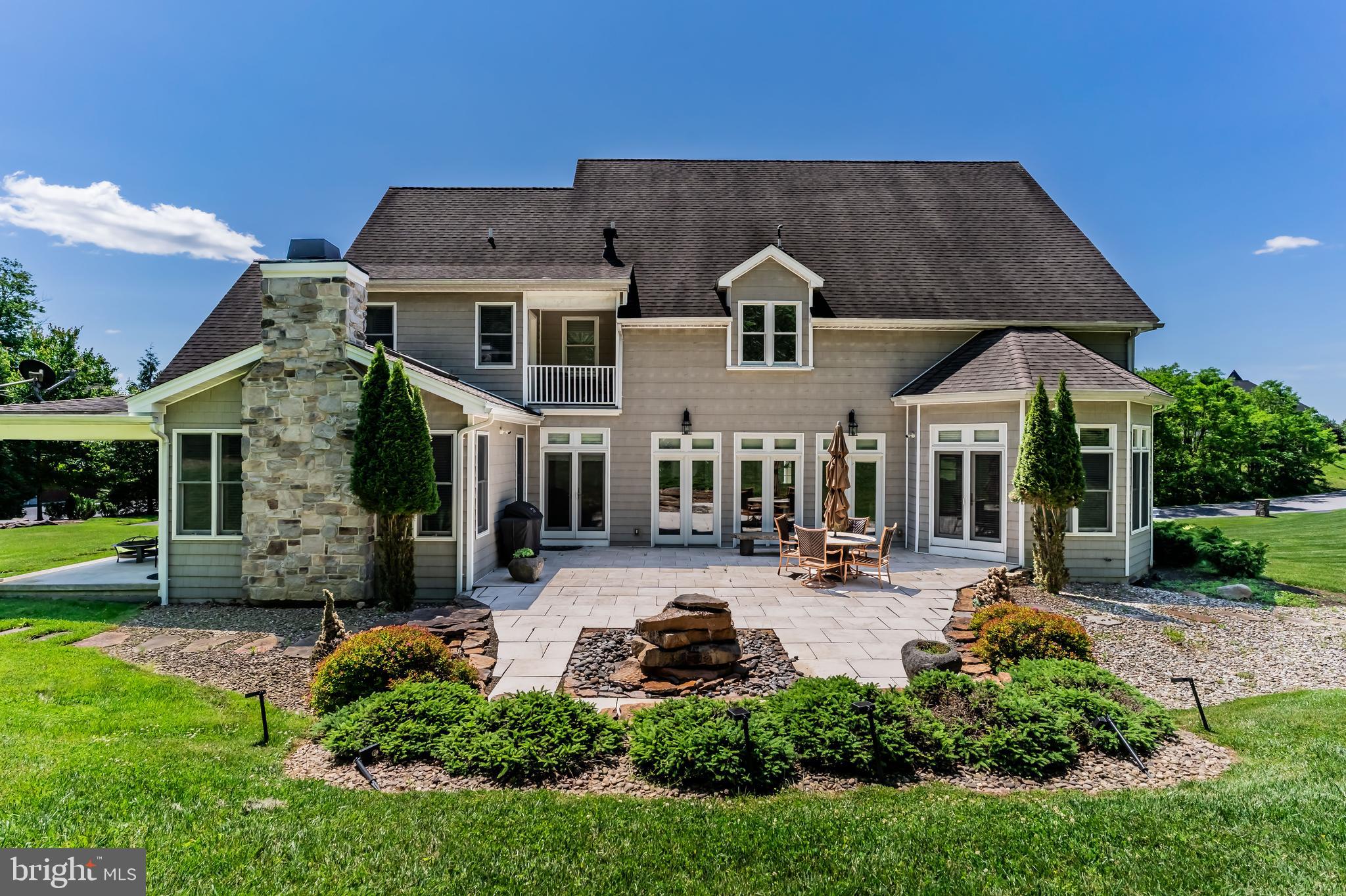 WENTWORTH ESTATES - Residential