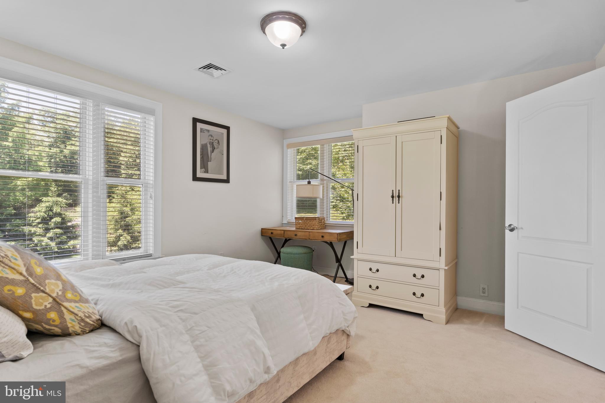 WENTWORTH ESTATES - Residential