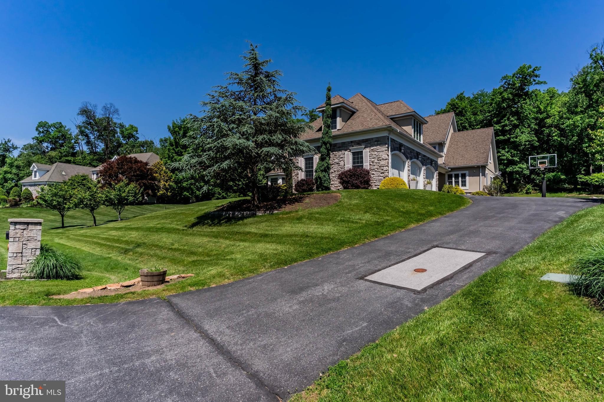 WENTWORTH ESTATES - Residential