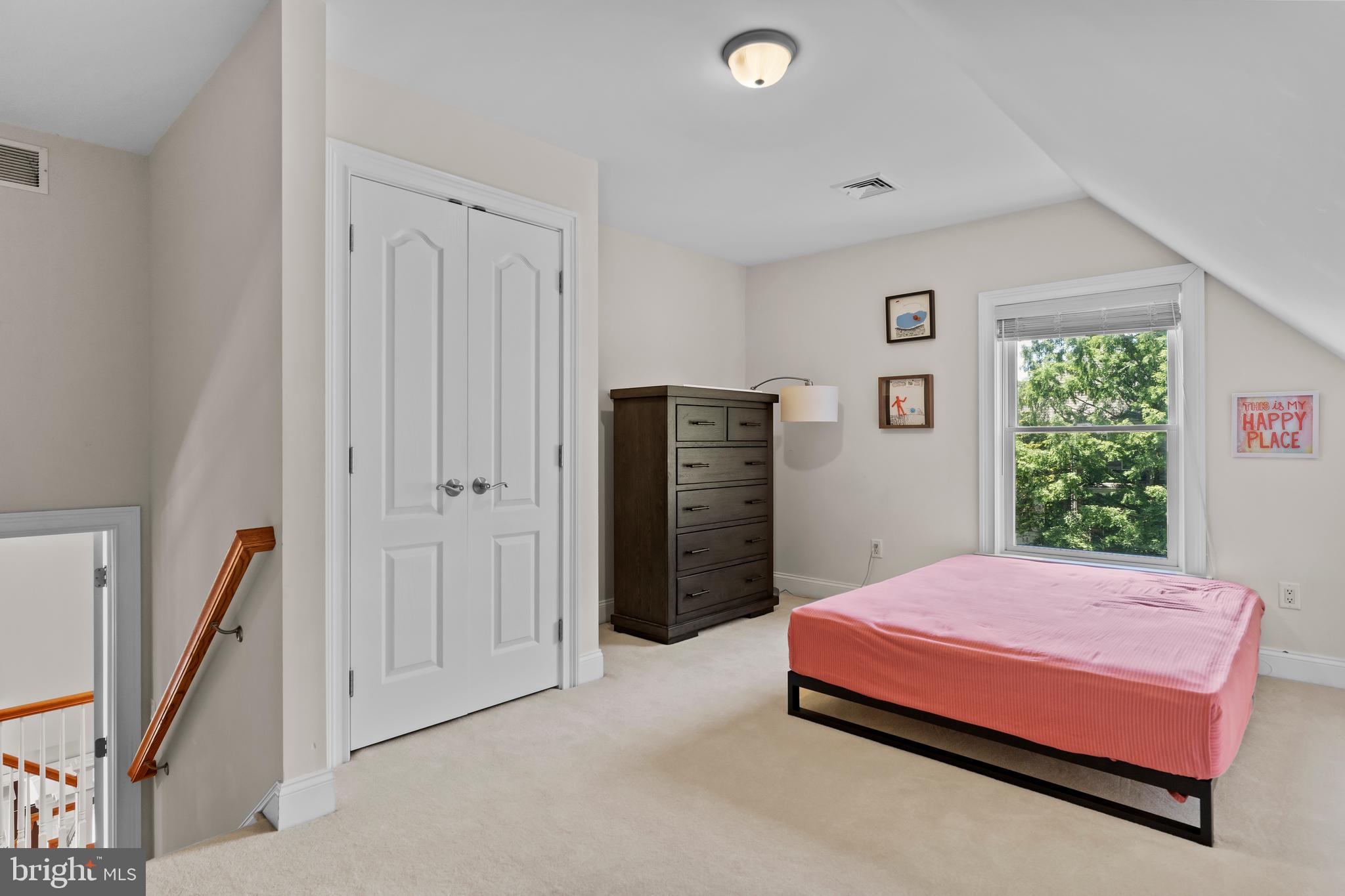 WENTWORTH ESTATES - Residential