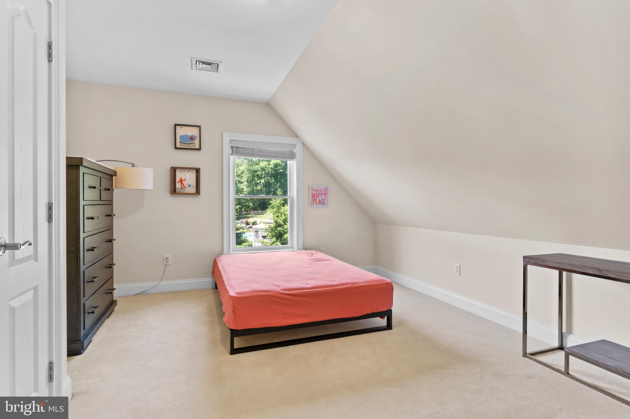 WENTWORTH ESTATES - Residential