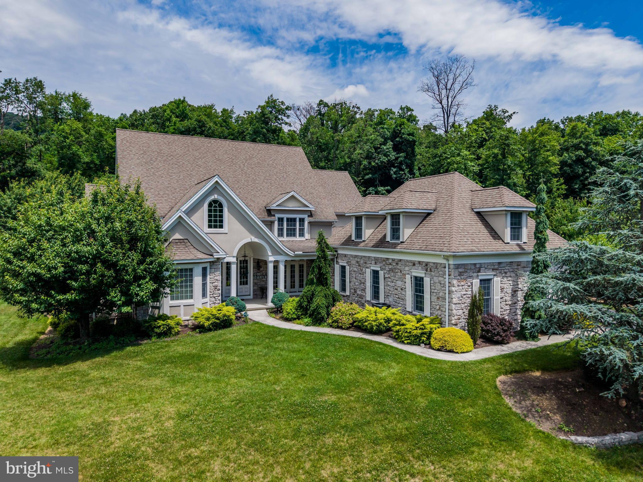 WENTWORTH ESTATES - Residential