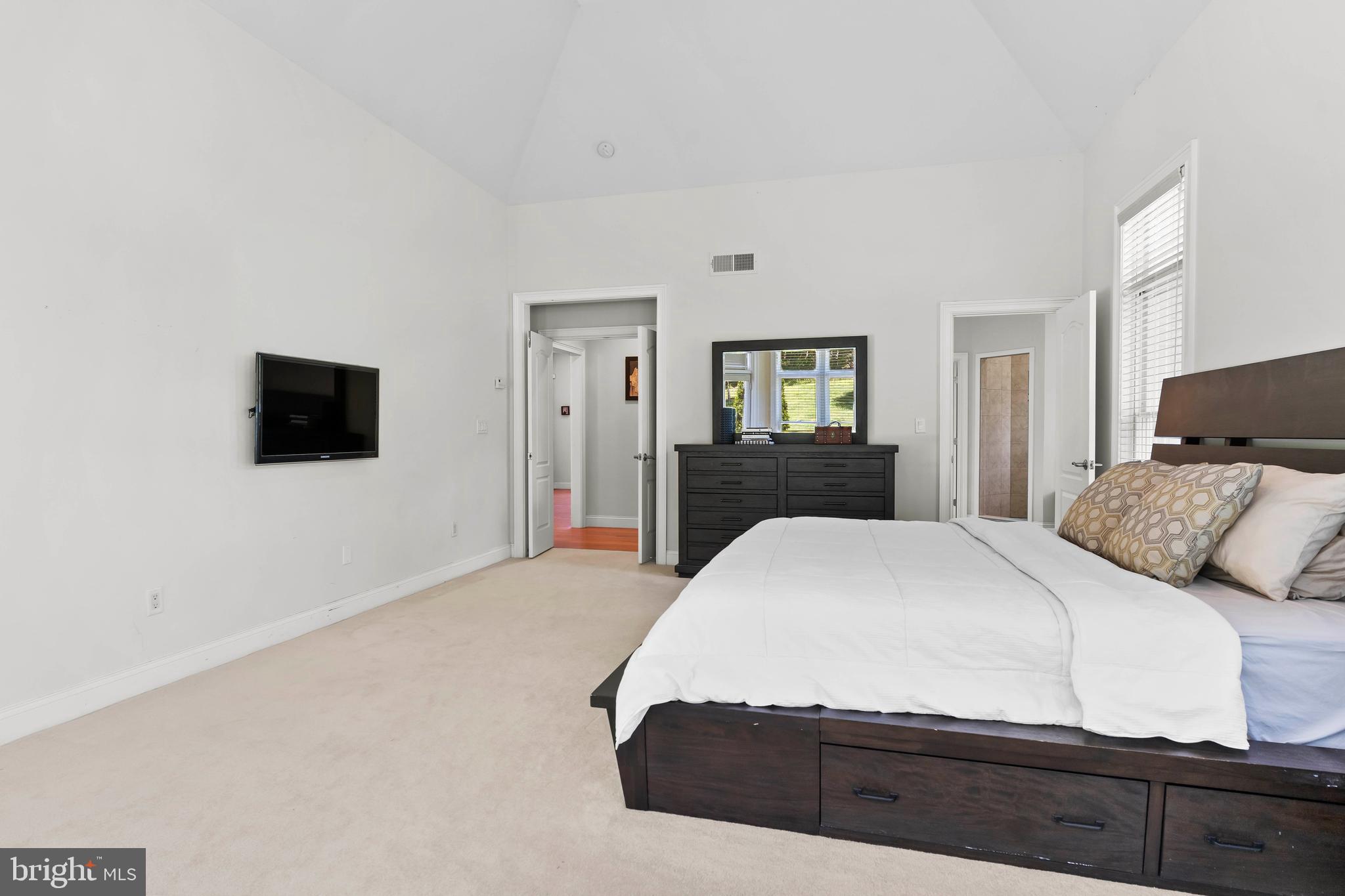 WENTWORTH ESTATES - Residential