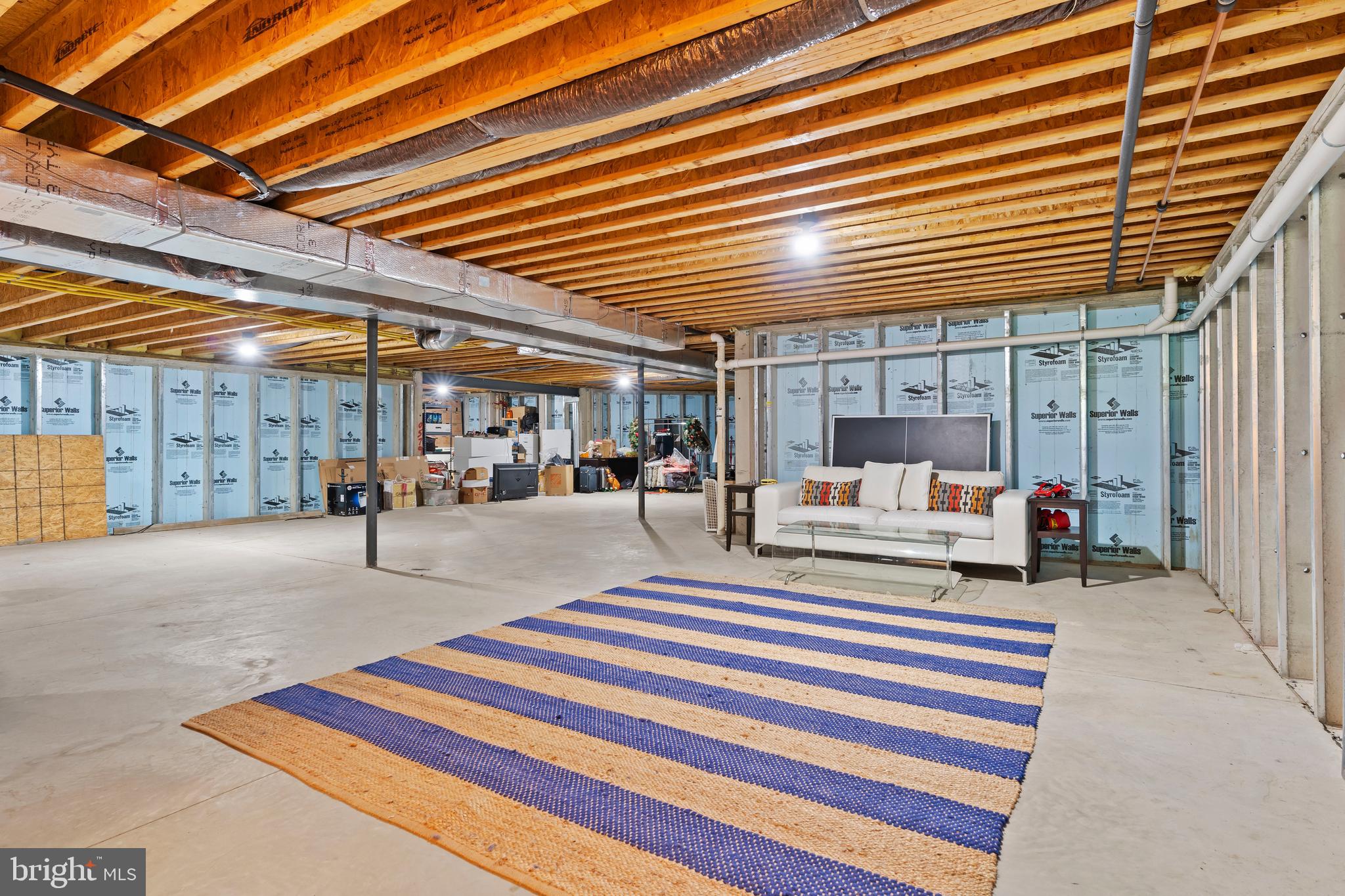 WENTWORTH ESTATES - Residential
