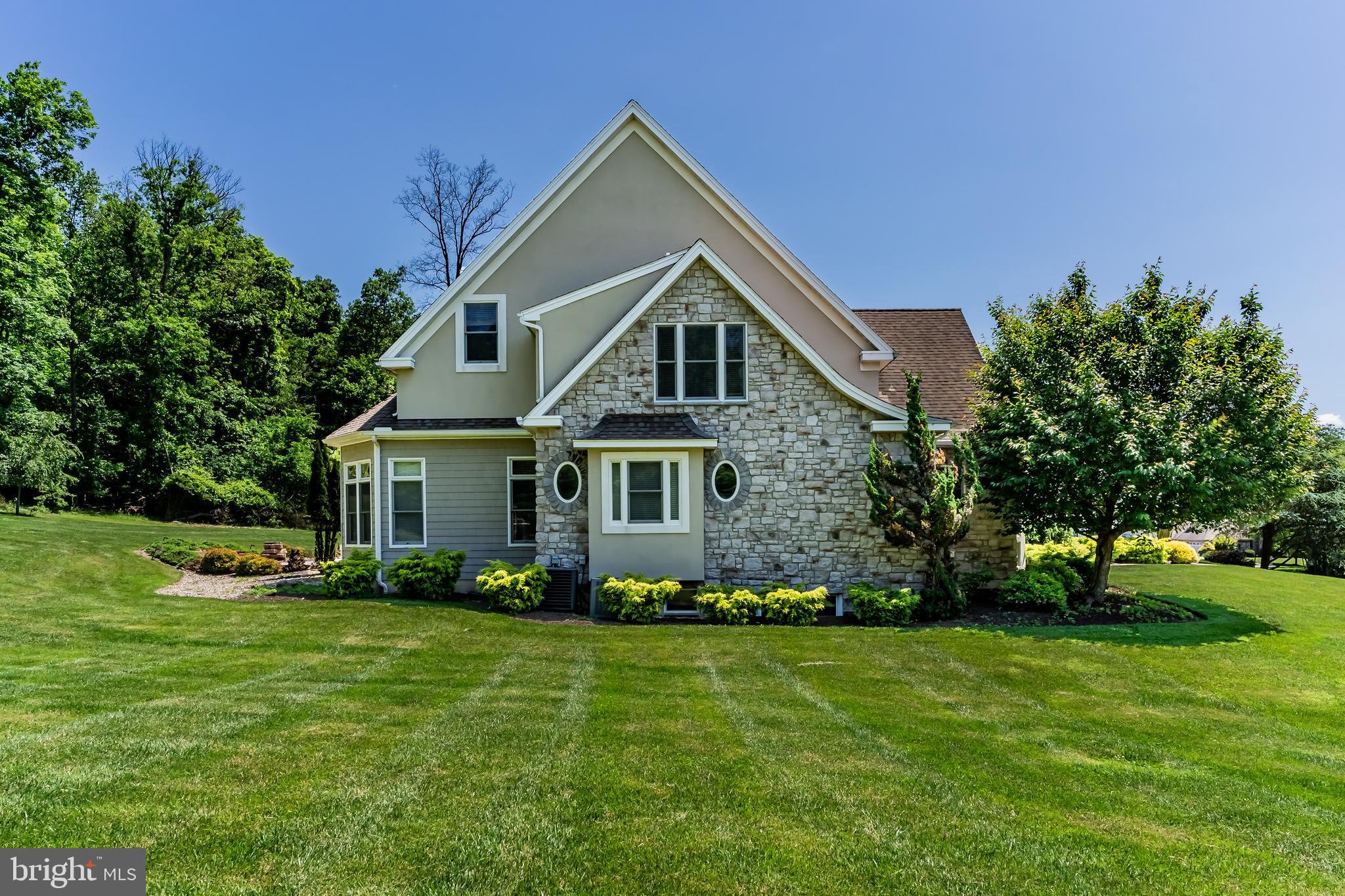 WENTWORTH ESTATES - Residential