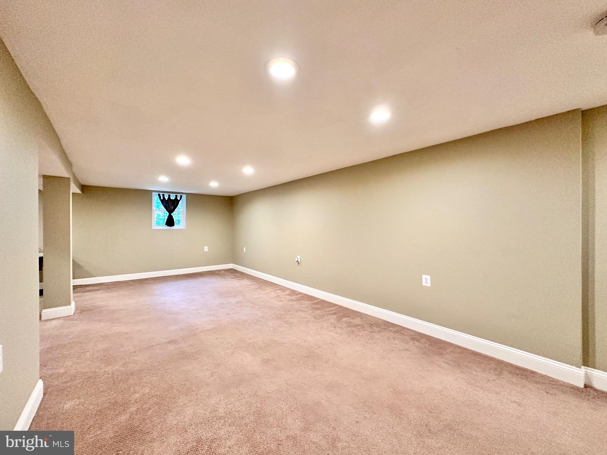 LEESWOOD - Residential