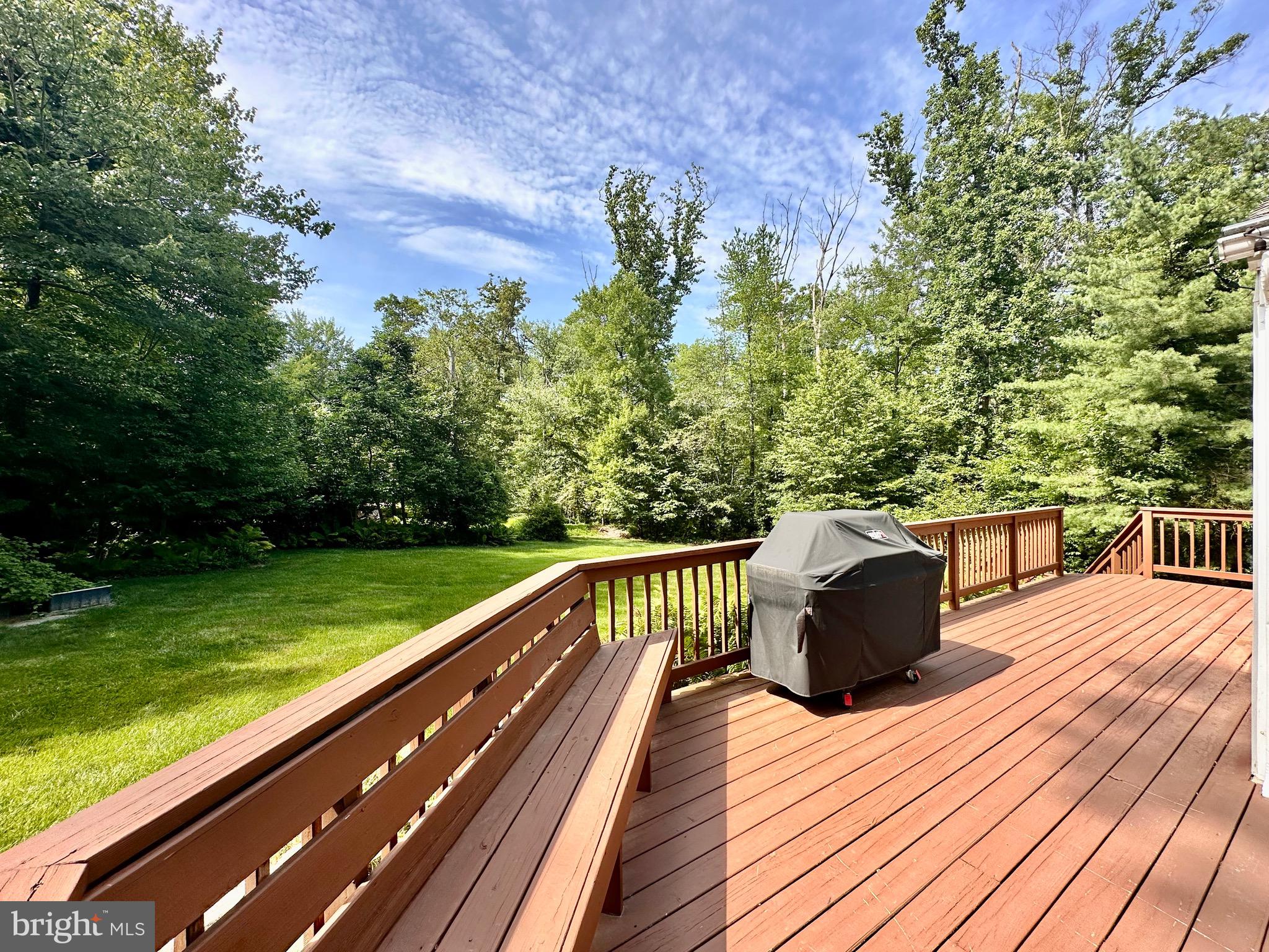 LEESWOOD - Residential