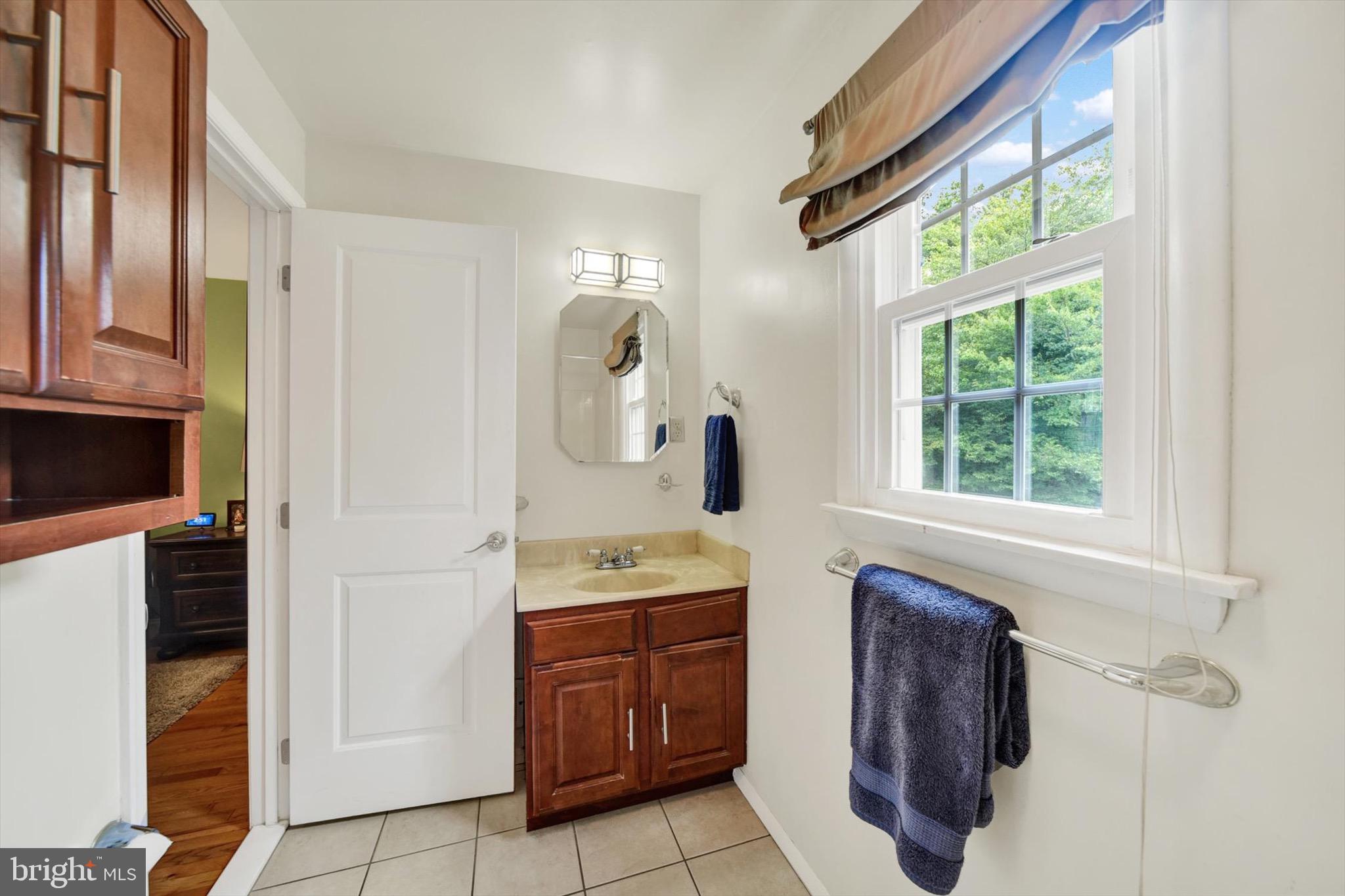 LEESWOOD - Residential