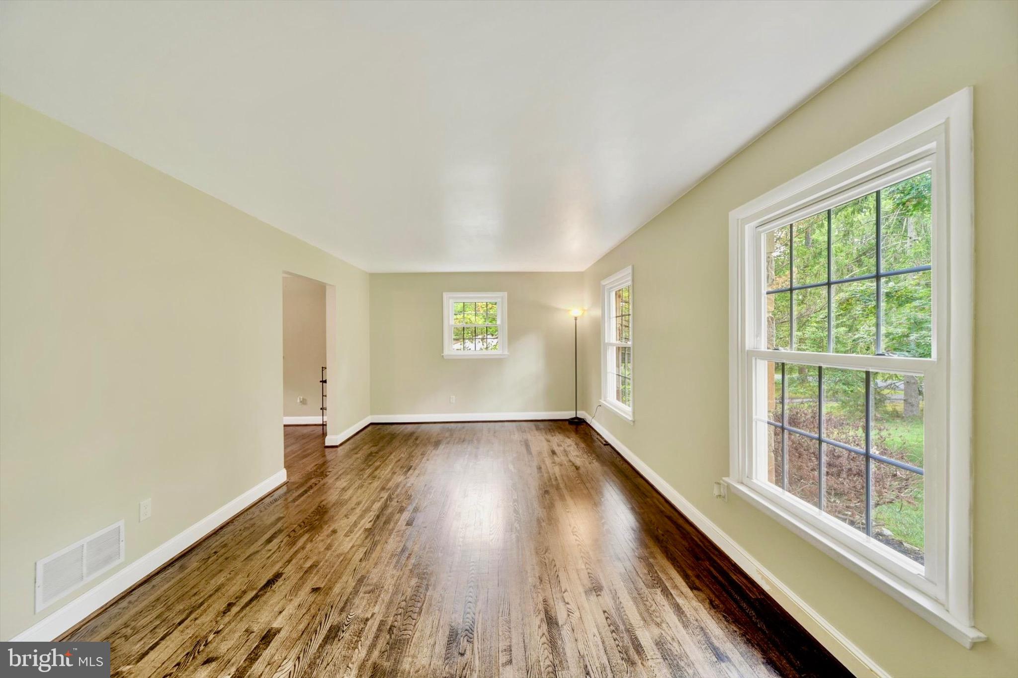 LEESWOOD - Residential