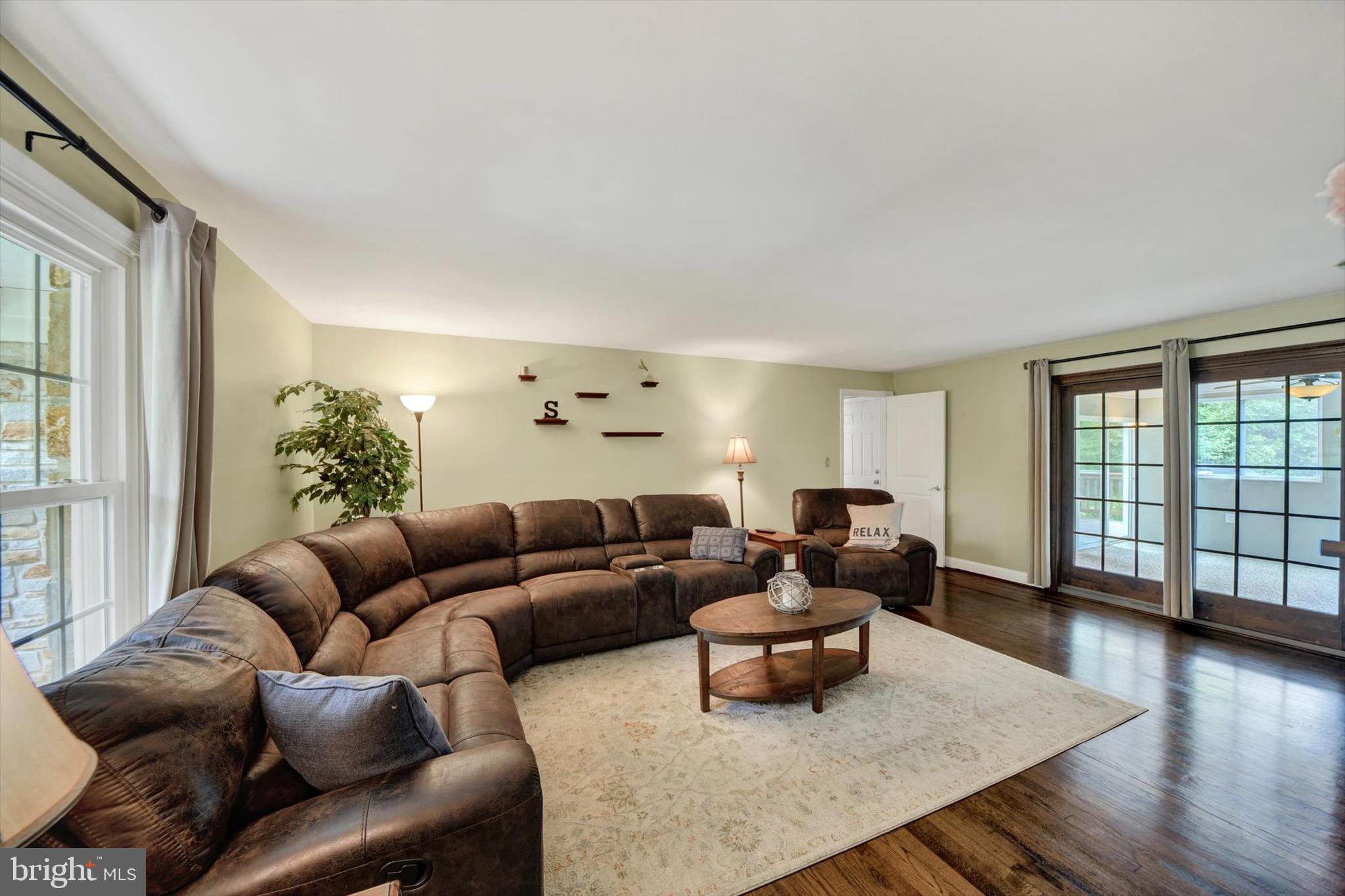 LEESWOOD - Residential