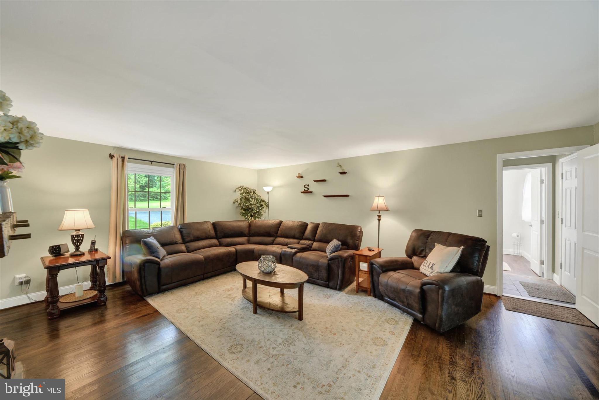 LEESWOOD - Residential