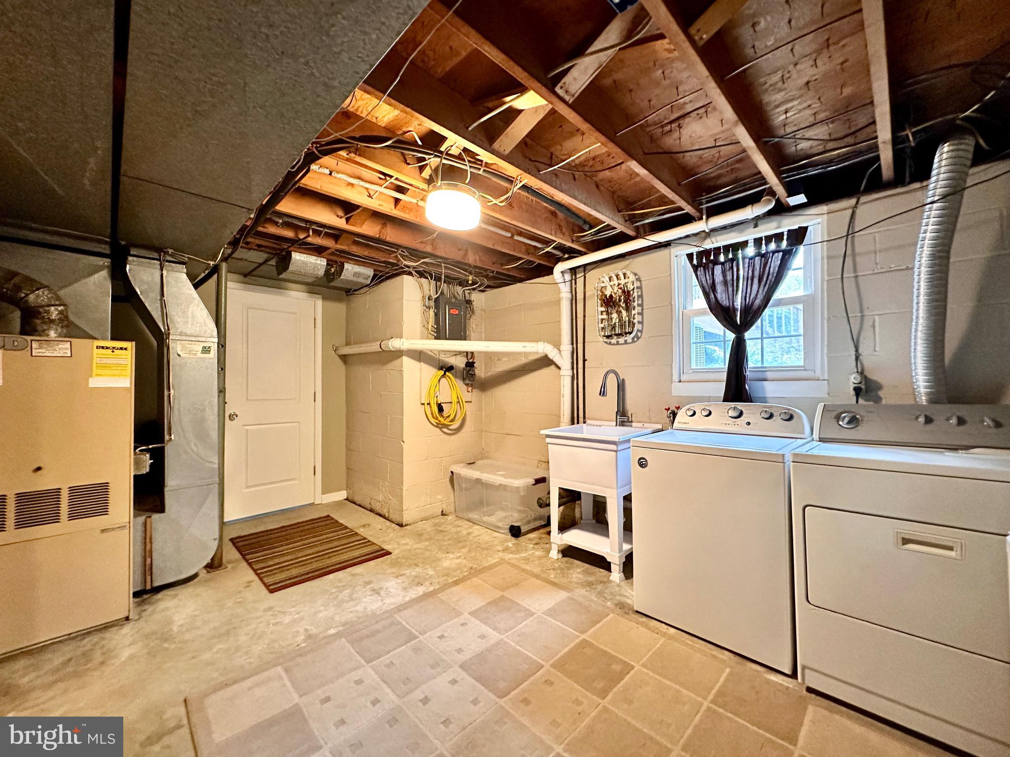 LEESWOOD - Residential
