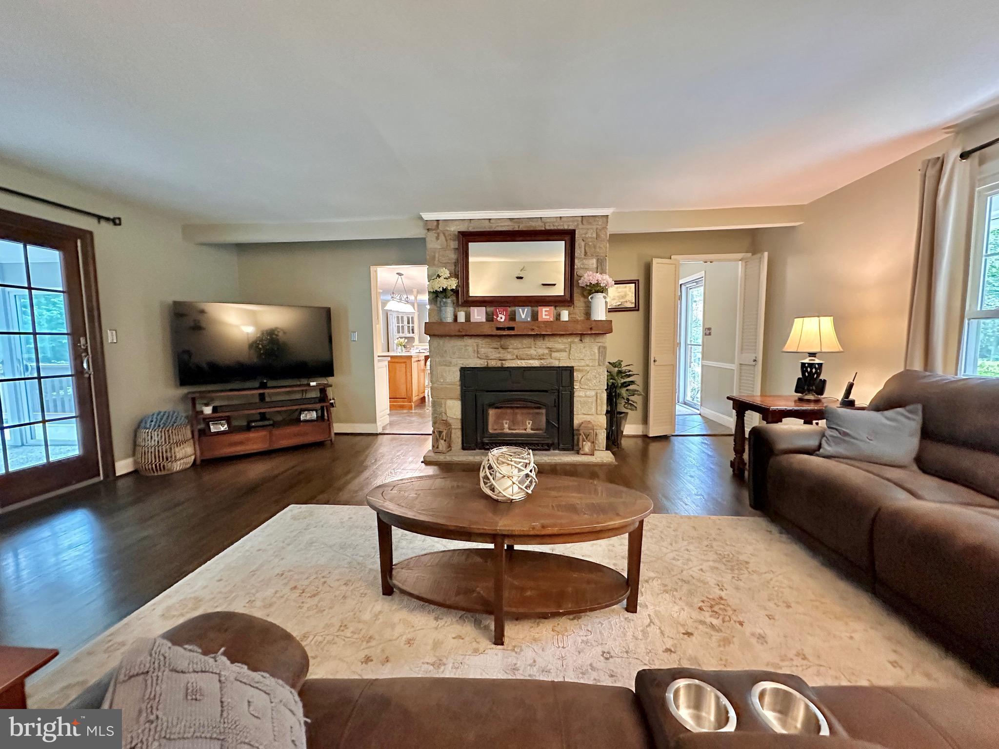 LEESWOOD - Residential