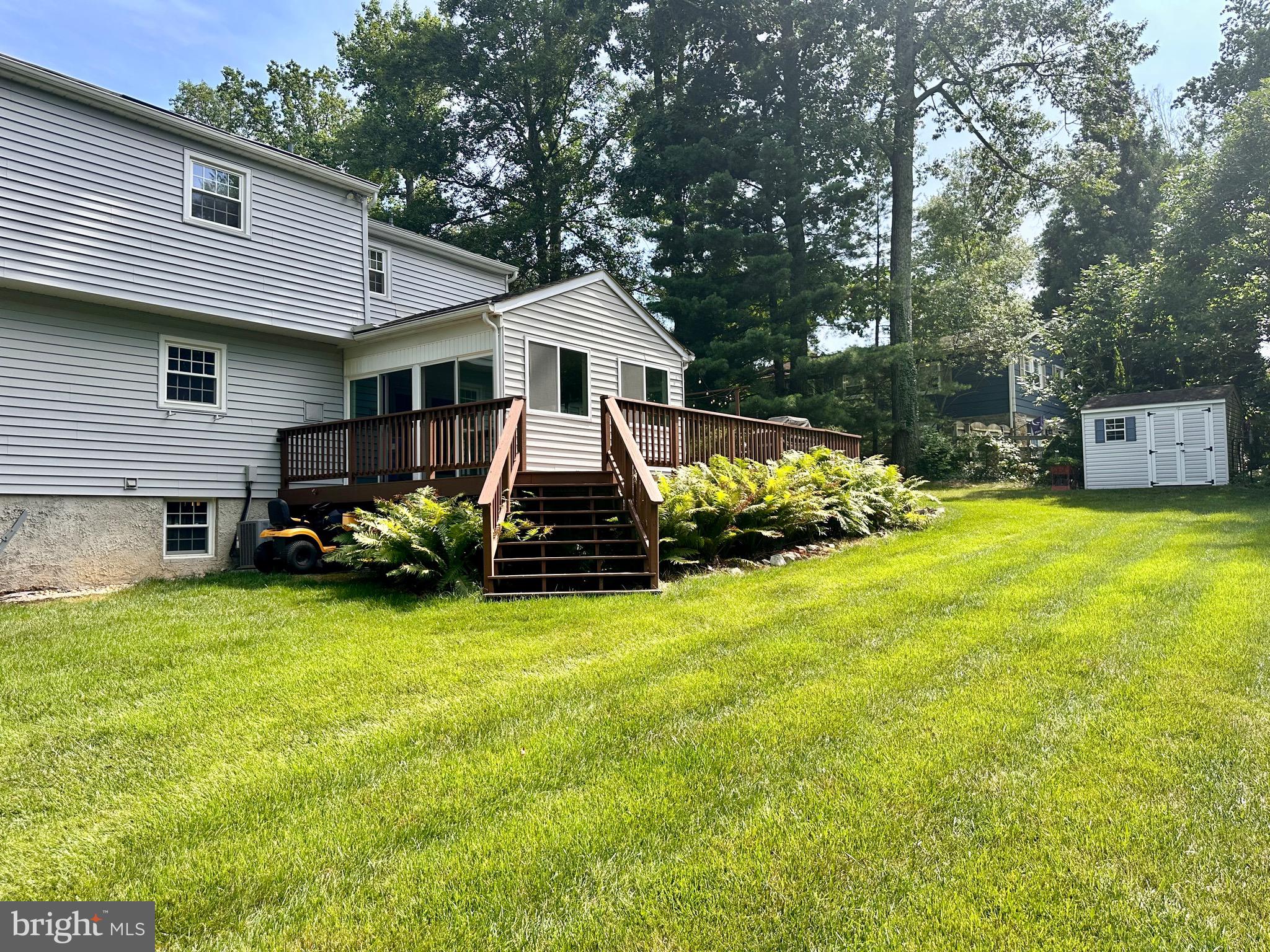LEESWOOD - Residential
