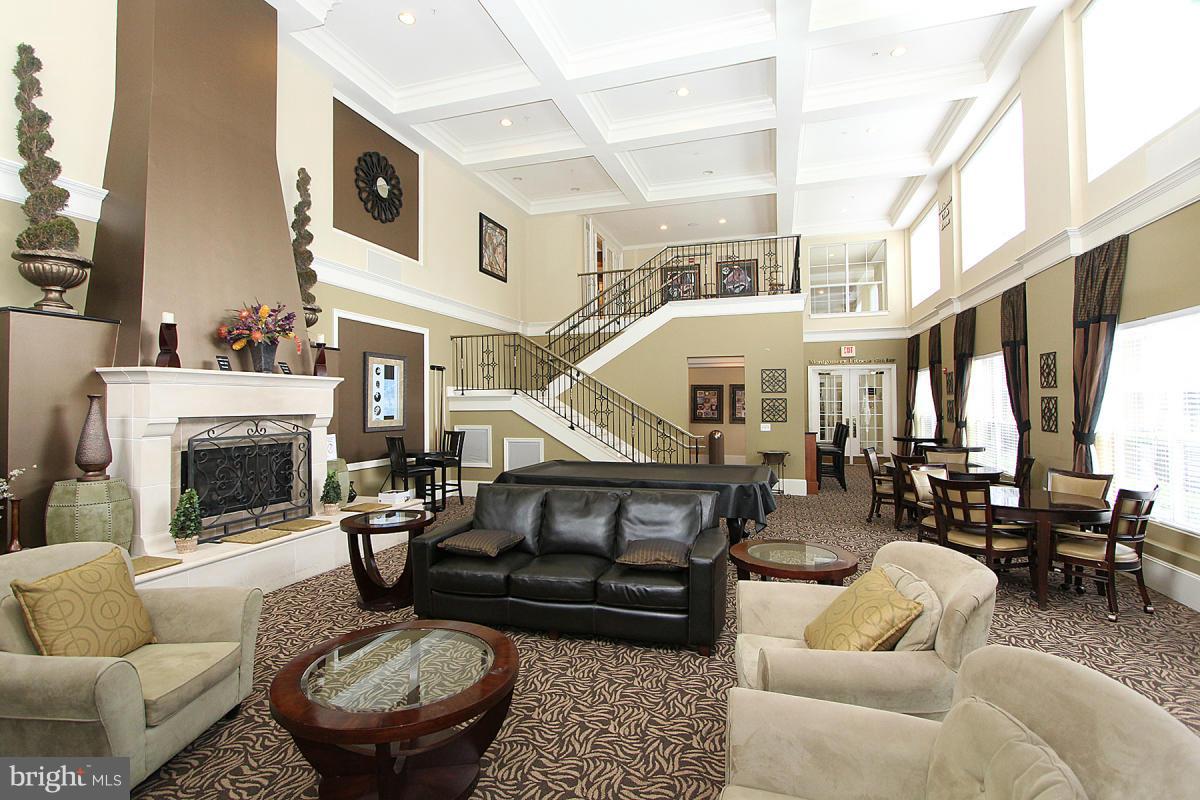 WHITE FLINT STATION - Residential