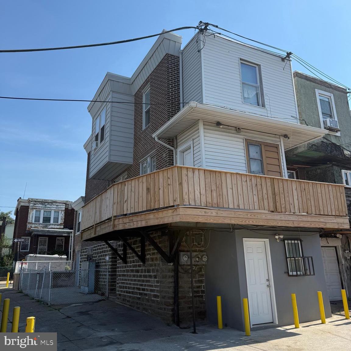 FELTONVILLE - Residential Income