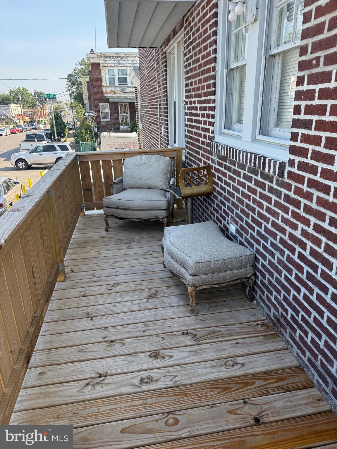 FELTONVILLE - Residential Income