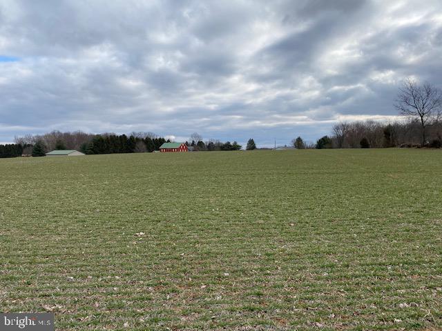 Looking to build? Don't want to be in a HOA? Take a drive and tour our property. This is 1 lot of 3 offering a leveled, cleared and spacious area for you to choose your builder of choice! Conveniently located near PA-94 for easy commute into MD. Here, you are close to Lake Marburg and Codorus State Park. Take advantage of all nature has to offer....boating, biking, fishing, kayaking, hiking and MUCH more! Slip on some comfy boots and tour this property with us!!